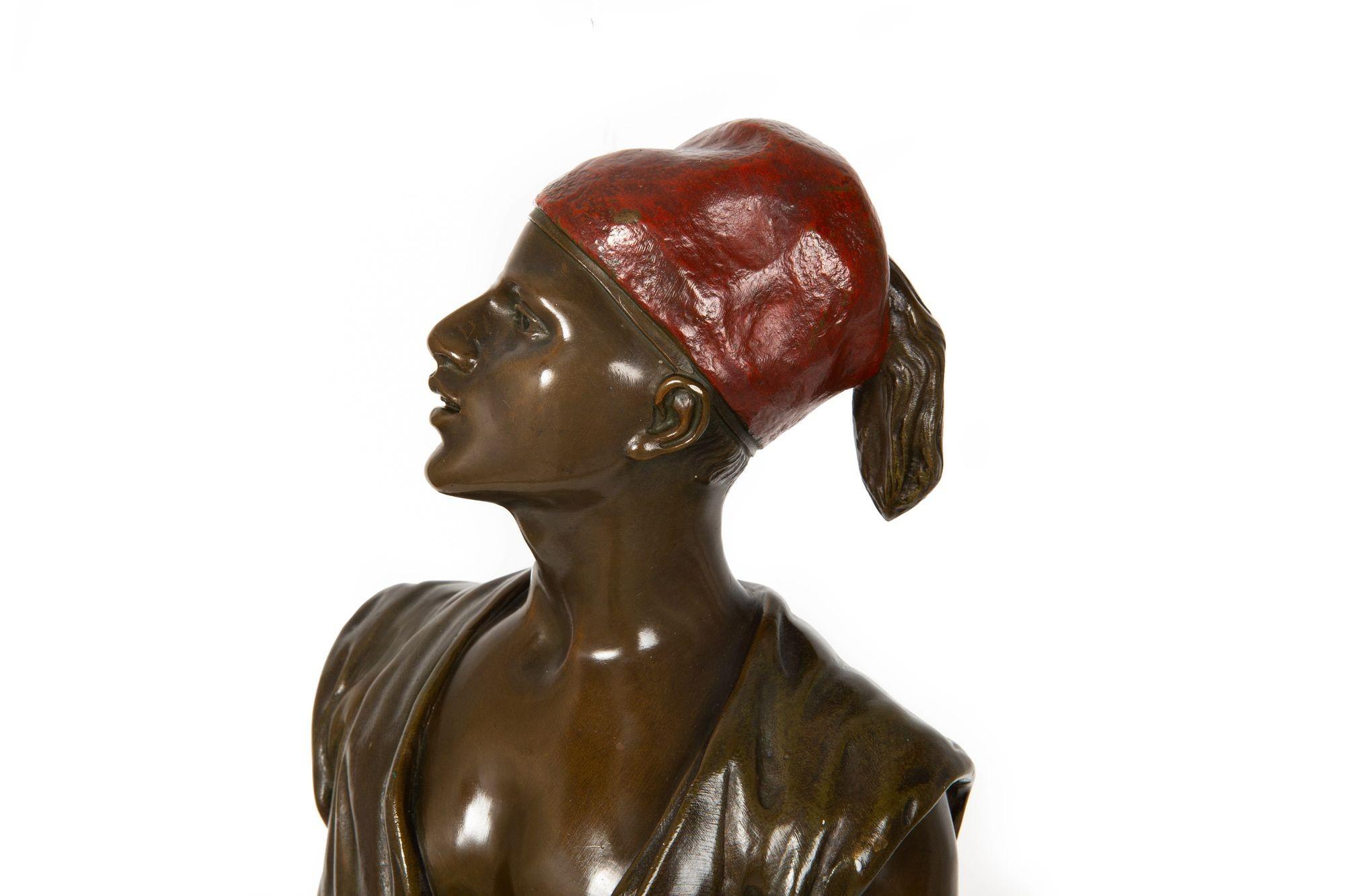 French Orientalist Bronze Sculpture of Tunisian Water Carrier by Marcel Debut For Sale 5