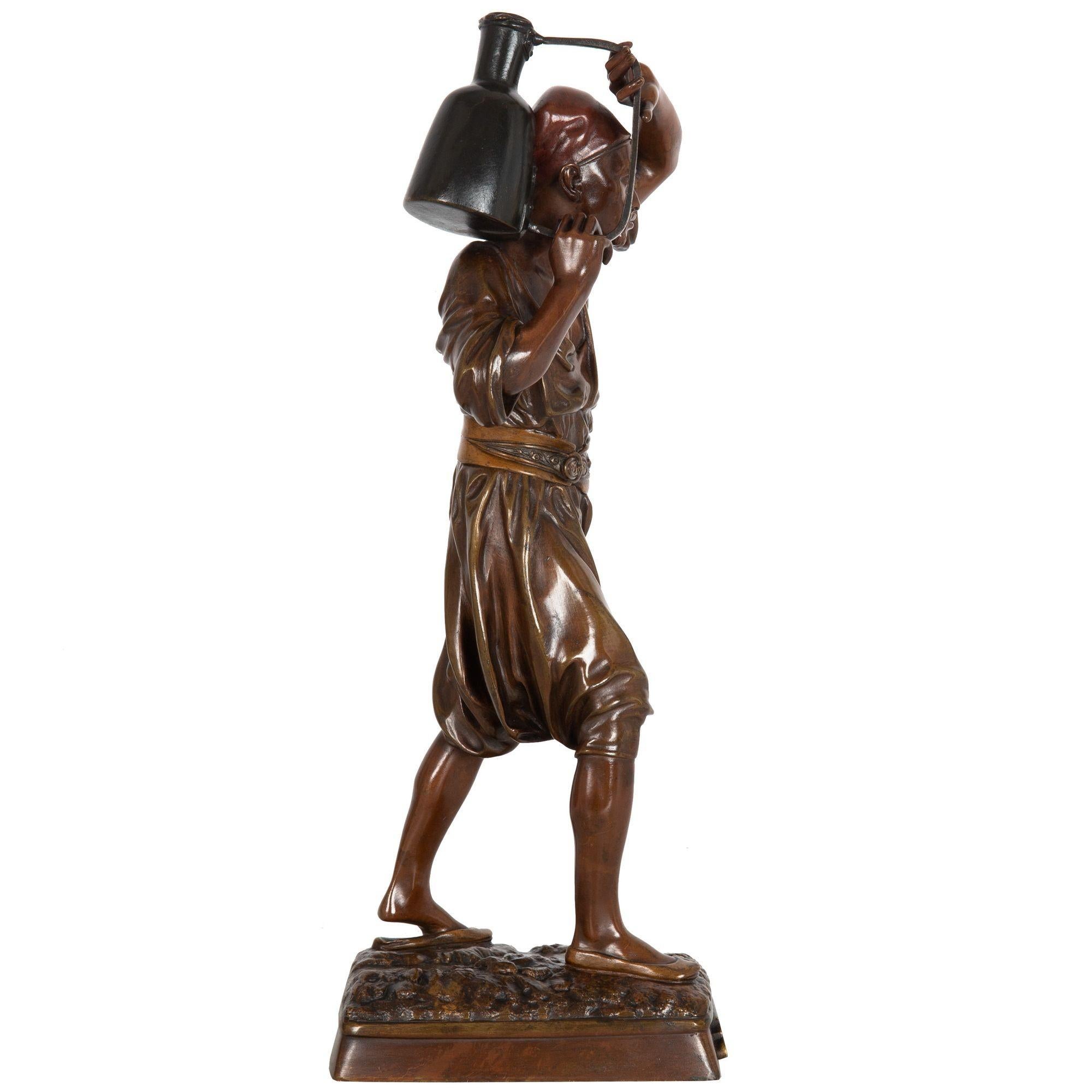 French Orientalist Bronze Sculpture of Water Carrier by Louis Hiolin In Good Condition For Sale In Shippensburg, PA
