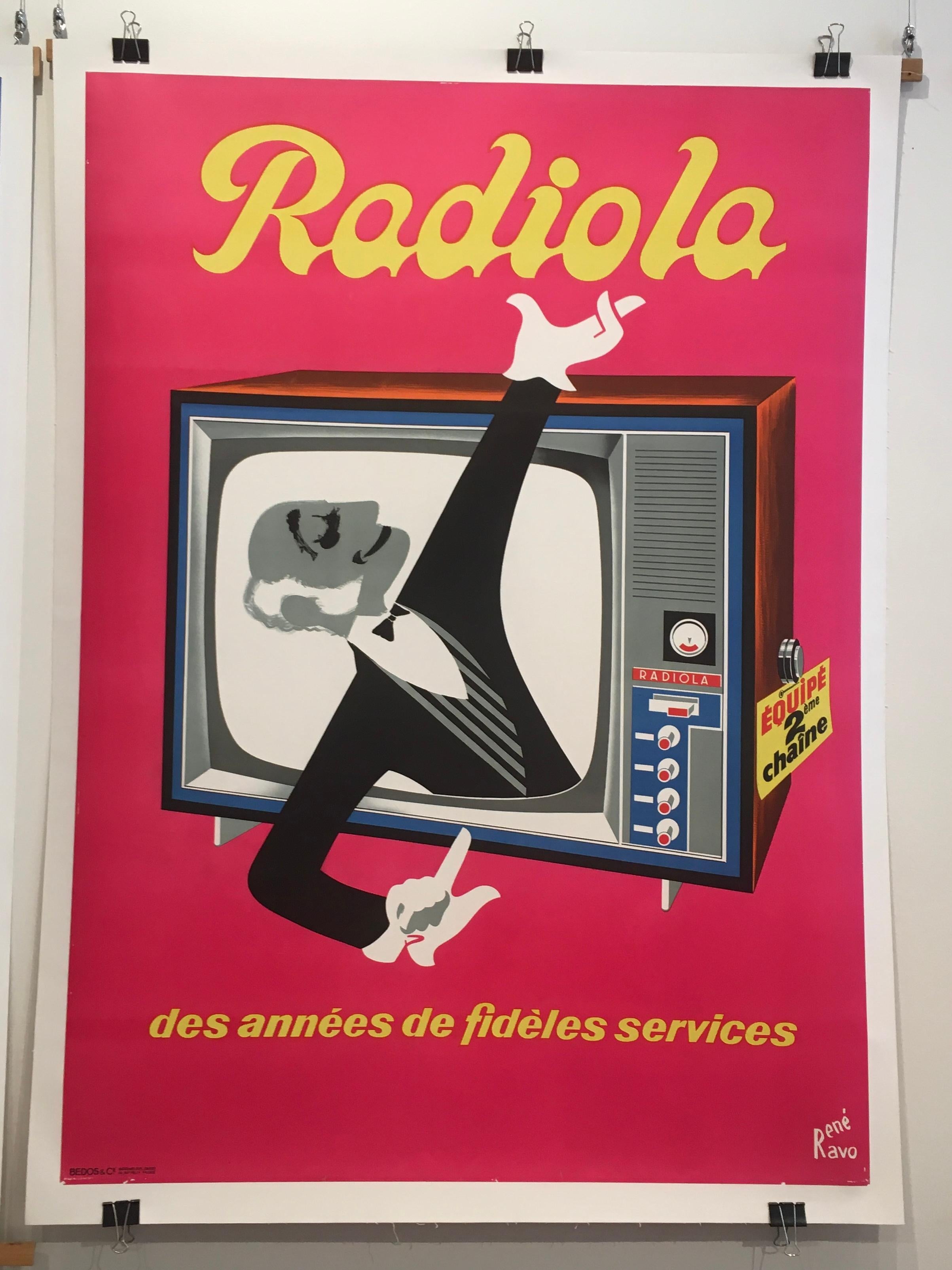 French original mid-century advertising poster, 'Radiola' designed by Rene Ravo 

A bright and cheerful poster advertising the electronic brand, 'Radiola'. This poster was designed by the famous French artist, Rene Ravo. 

Artist
Rene Ravo