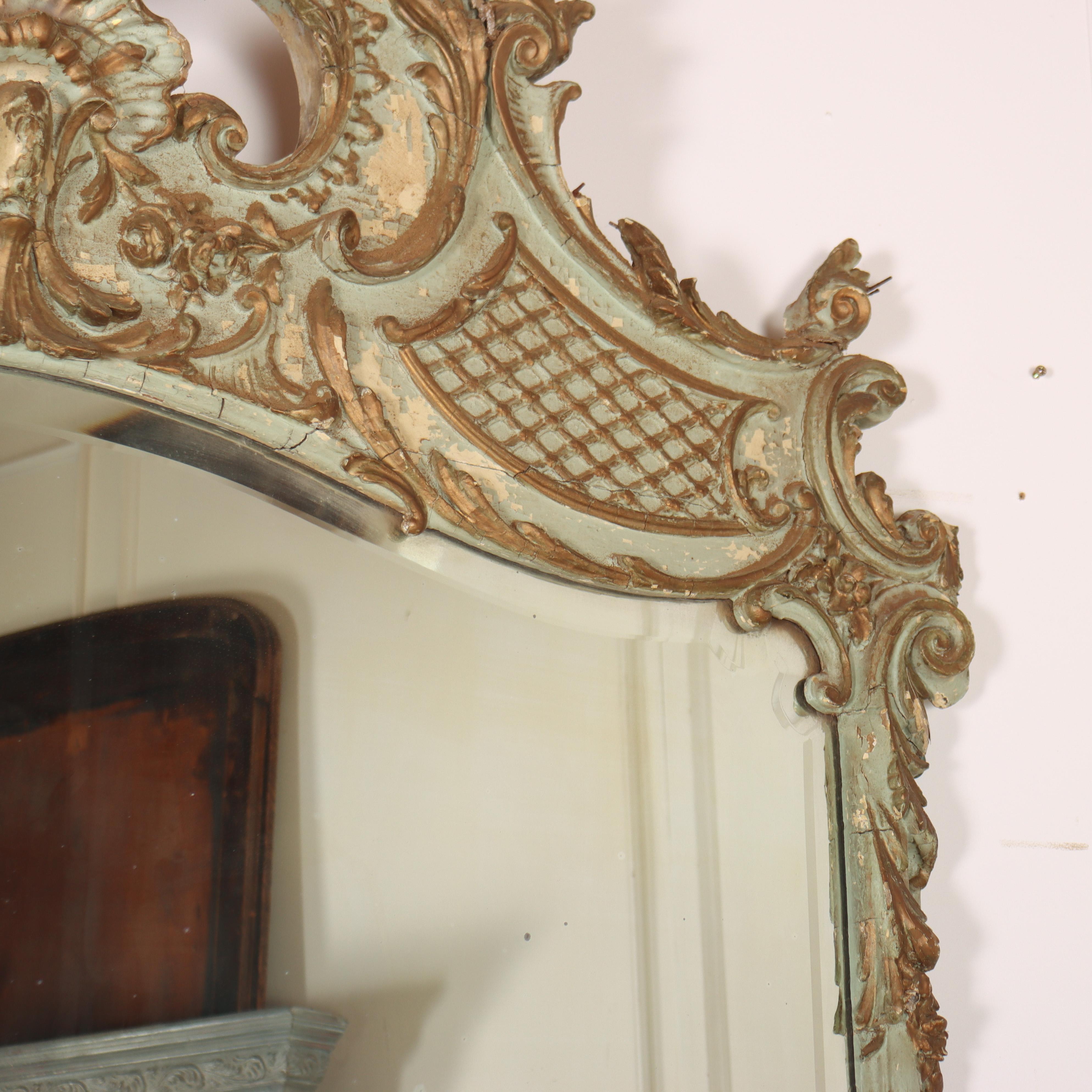 Sculpté Miroir peint d'origine français en vente