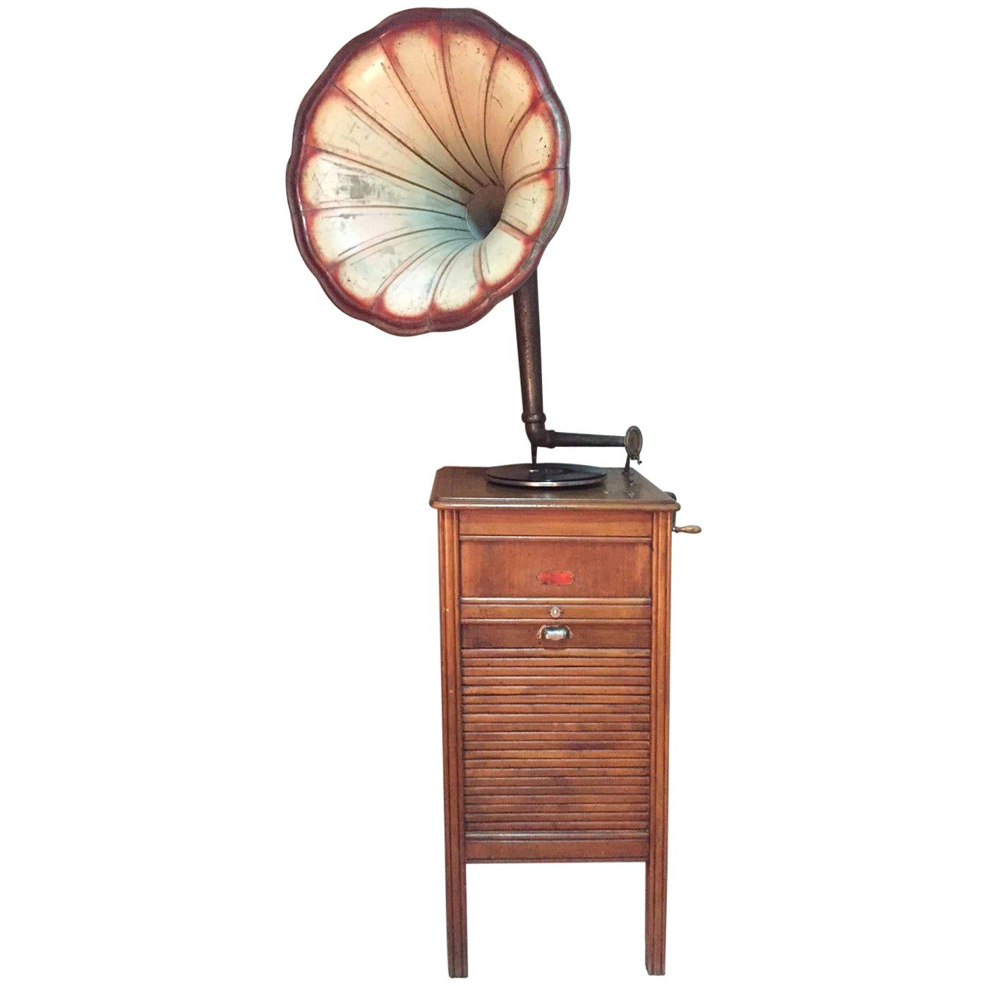 French Original Walnut Working Gramophone, 1920s