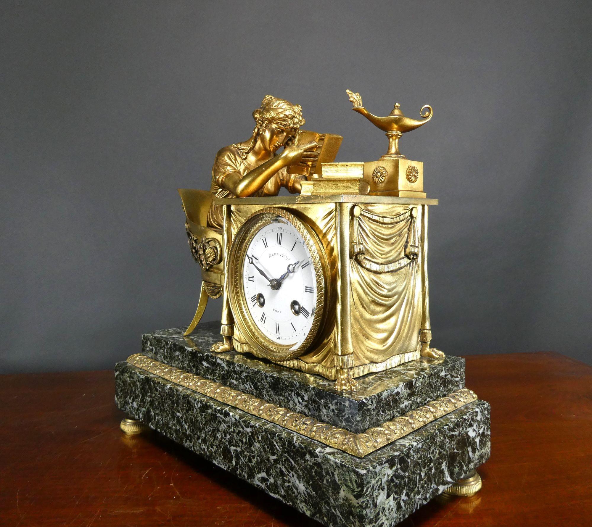 Pendule de cheminée française en bronze doré et marbre vert, Maple & Co, Paris en vente 1