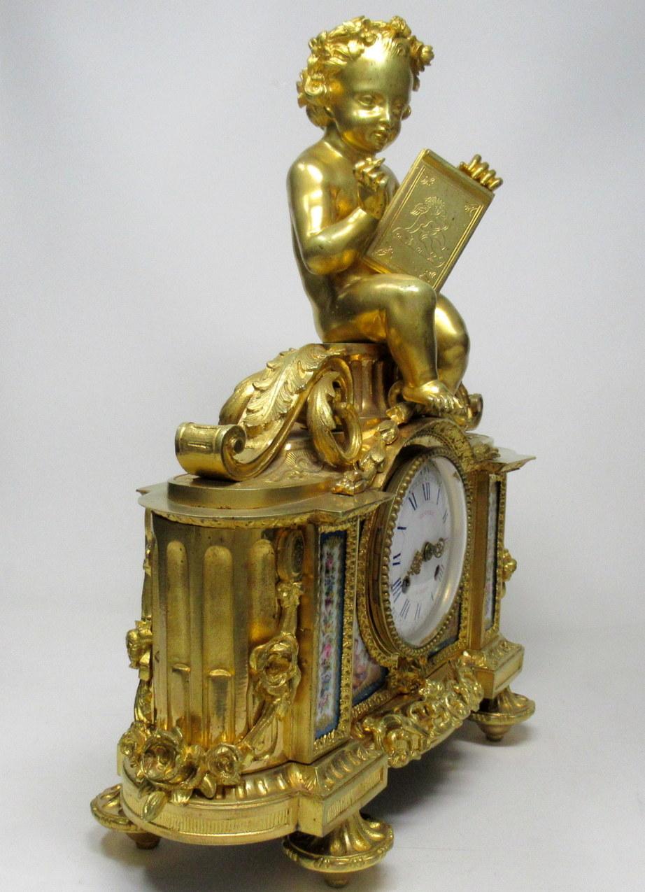 Hand-Painted French Ormolu Bronze Sèvres Porcelain Mantle Clock Vincenti et Cie, Paris For Sale