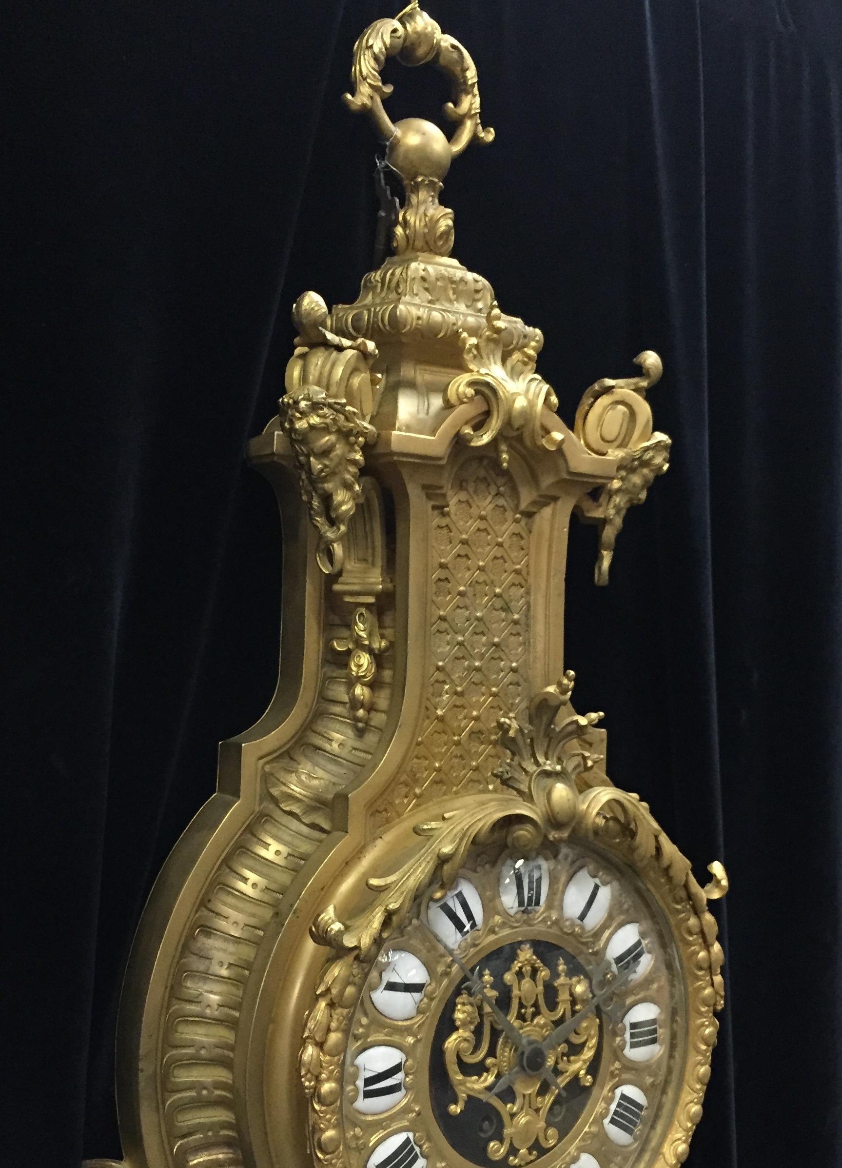 Pendule de Cartel en bronze doré, 19ème siècle par H & F of Paris 1