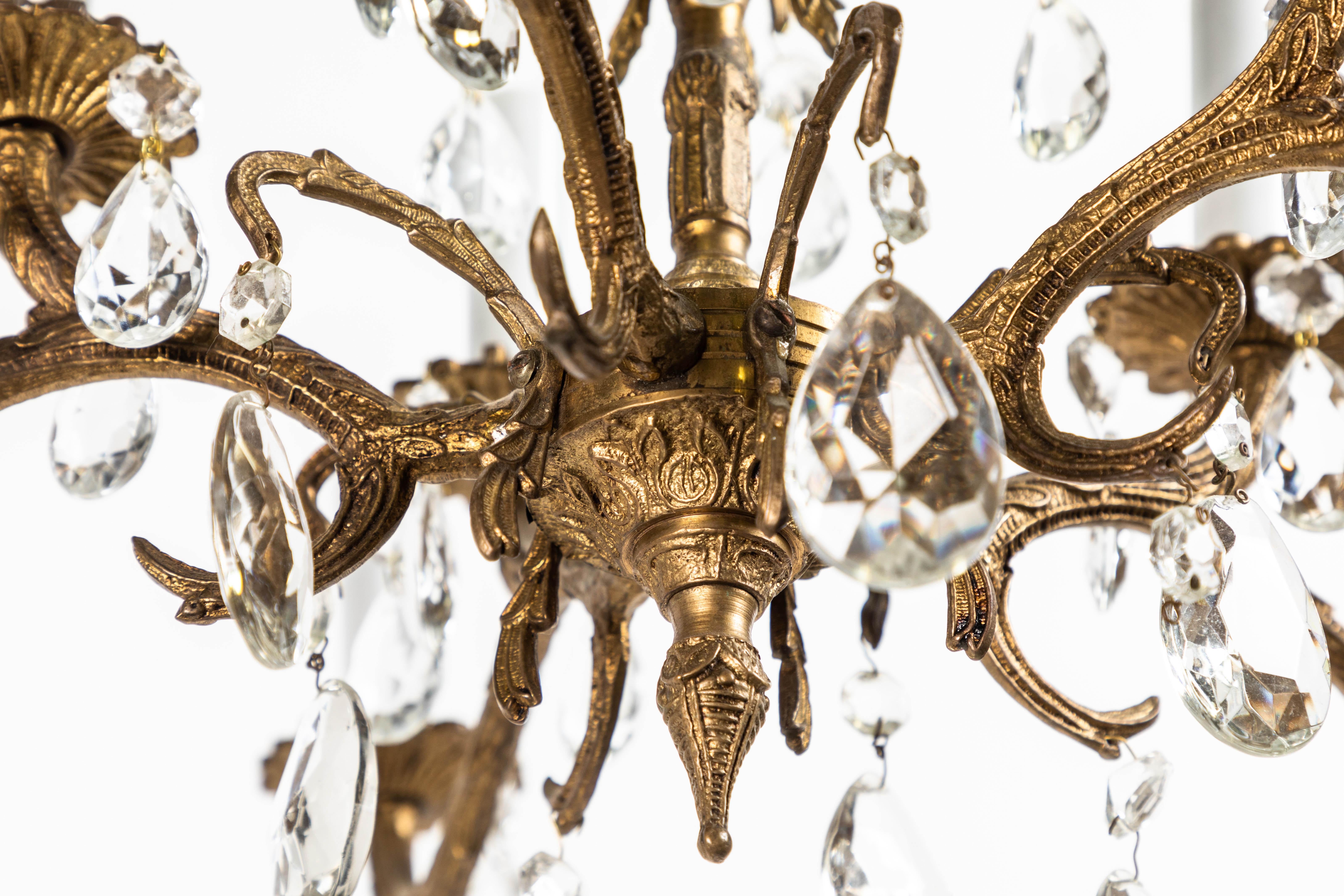 20th Century French Belle Époque Style Gilt Bronze and Crystal Chandelier For Sale 2