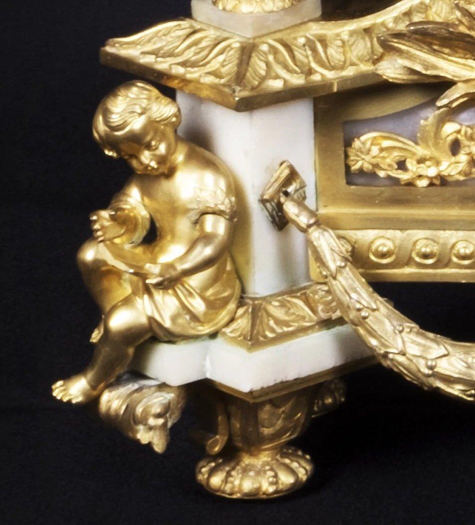 French Ormolu Mantel Clock  pendulum France, Mid-Late 19th Century en Bueno estado para la venta en Lantau, HK