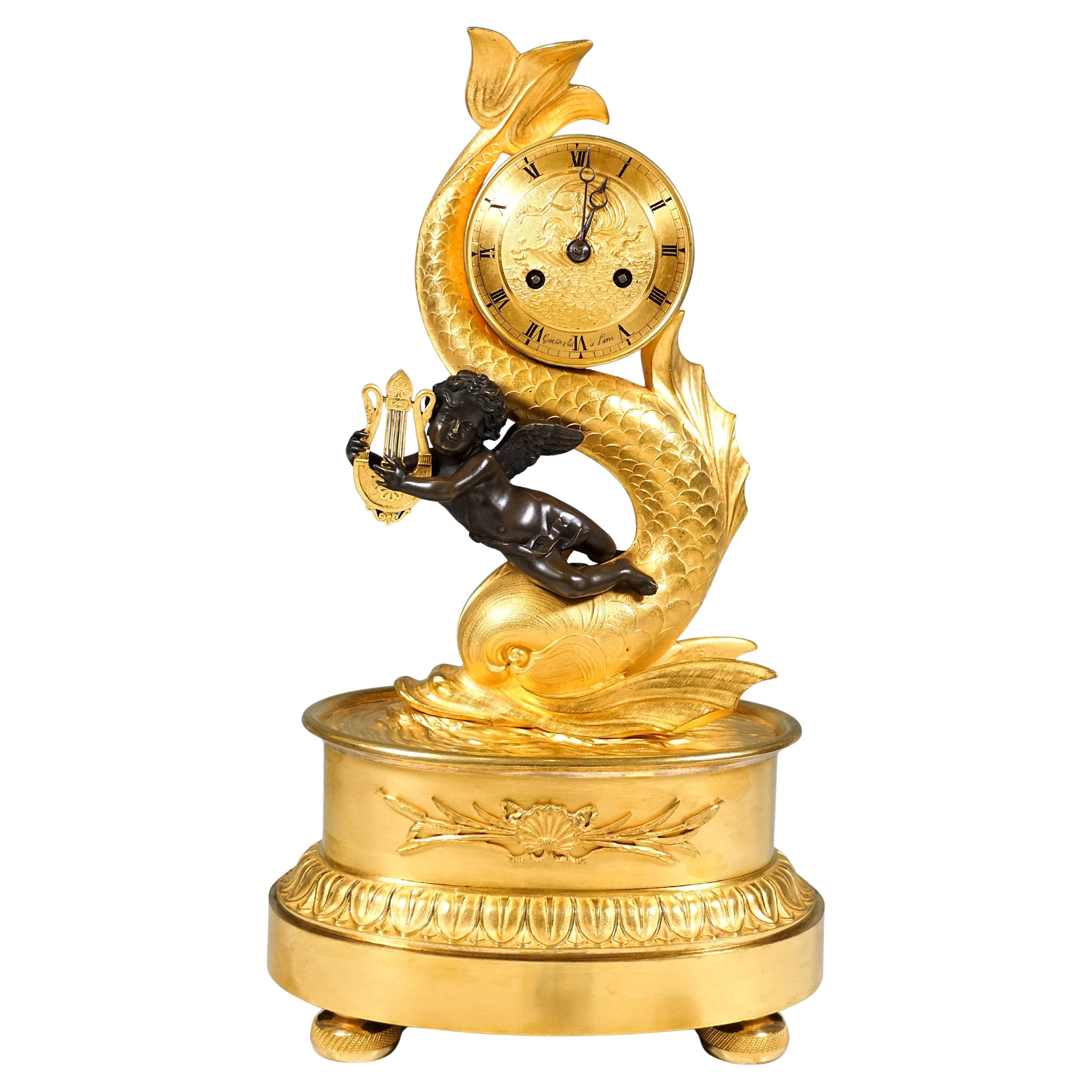French Ormolu Mantle Clock, Pendule 'Au Dauphin', Paris, Around 1800/1830