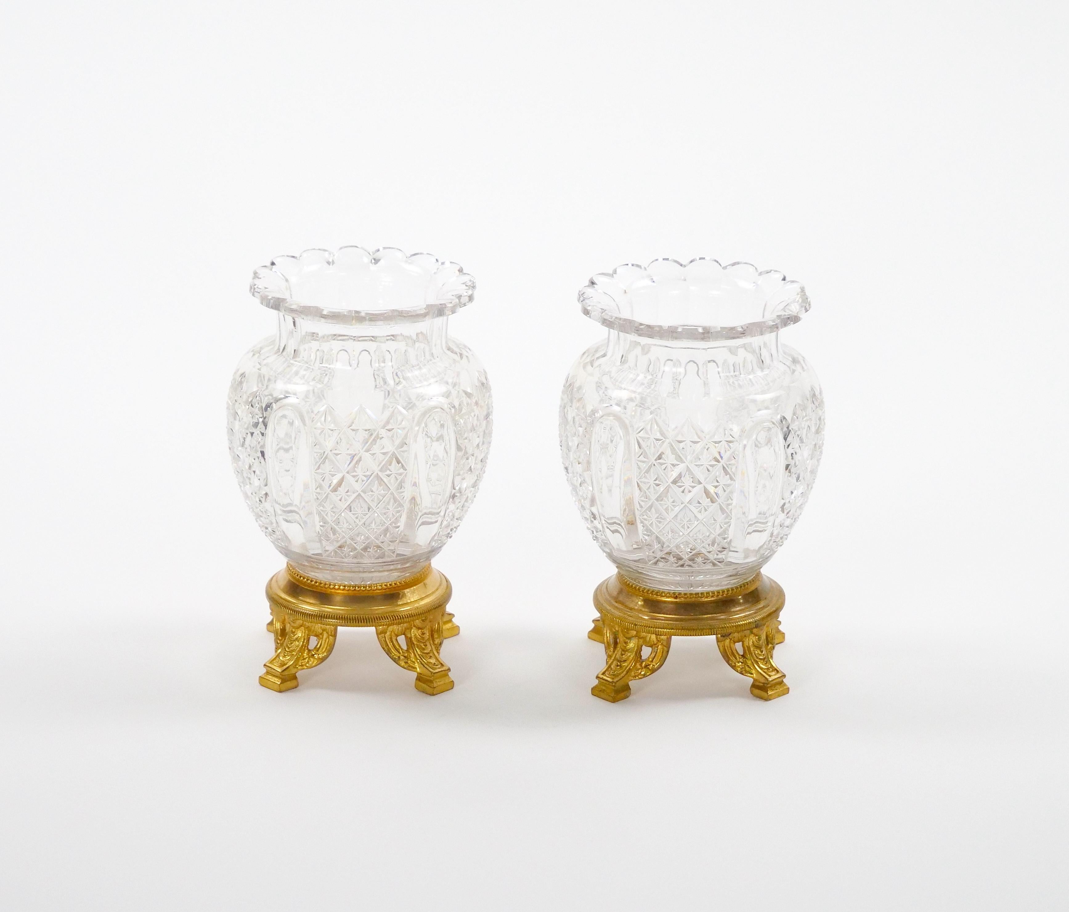 French Ormolu-Mounted Diamond Cut Crystal Decorative Vase, 19th Century For Sale 5