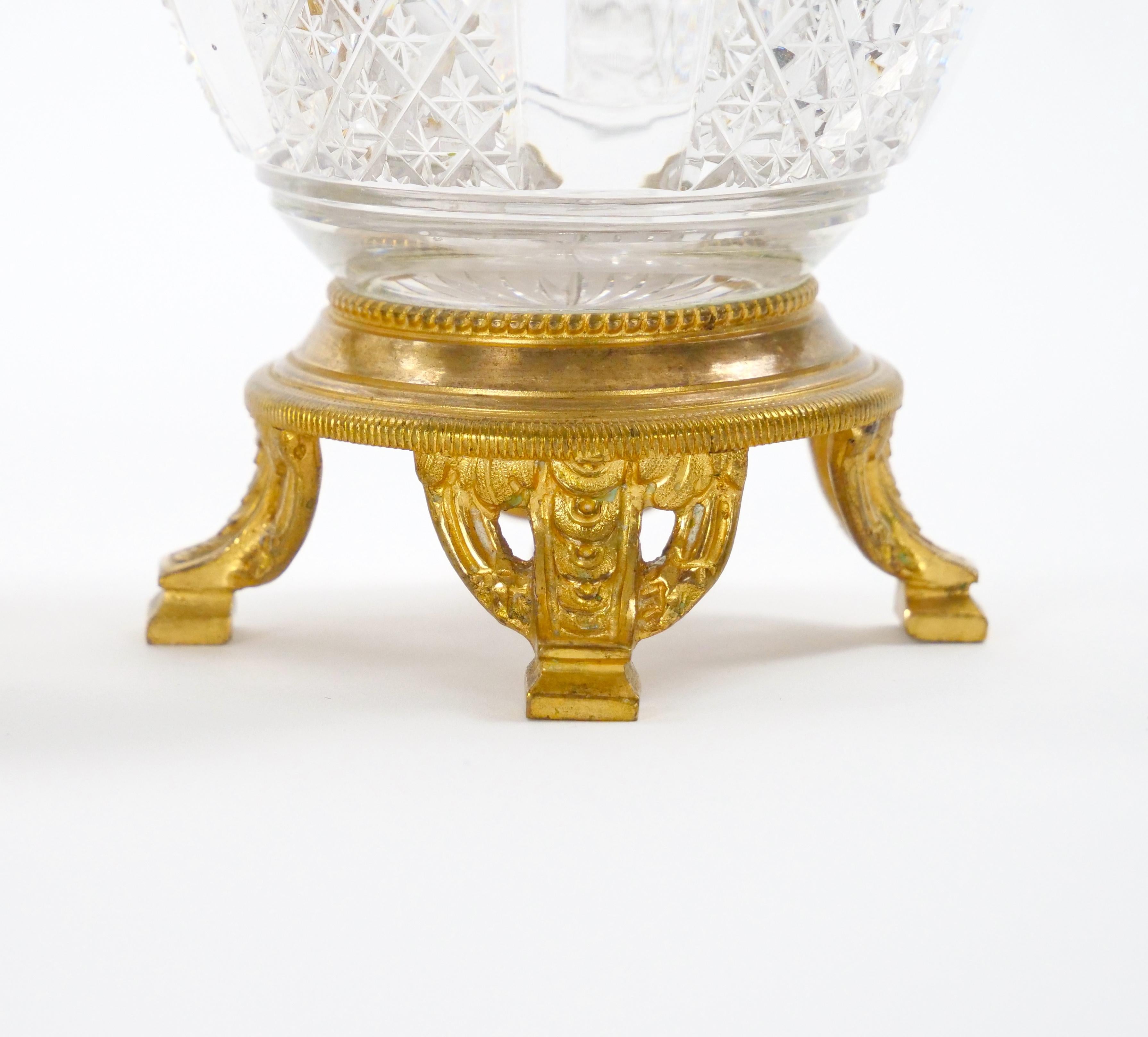 French Ormolu-Mounted Diamond Cut Crystal Decorative Vase, 19th Century For Sale 3
