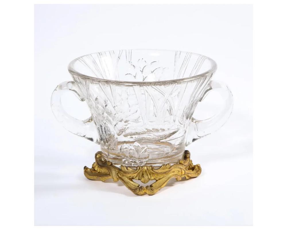 French Ormolu-Mounted Etched Glass Vase, Attributed to L'Escalier de Cristal For Sale 4