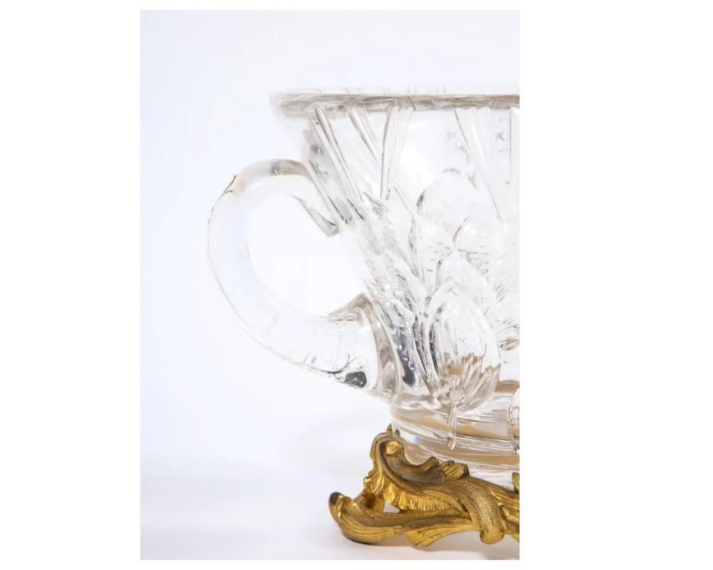 French Ormolu-Mounted Etched Glass Vase, Attributed to L'Escalier de Cristal For Sale 7