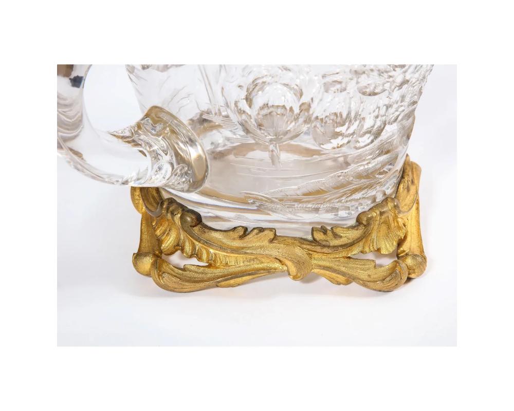 French Ormolu-Mounted Etched Glass Vase, Attributed to L'Escalier de Cristal For Sale 2
