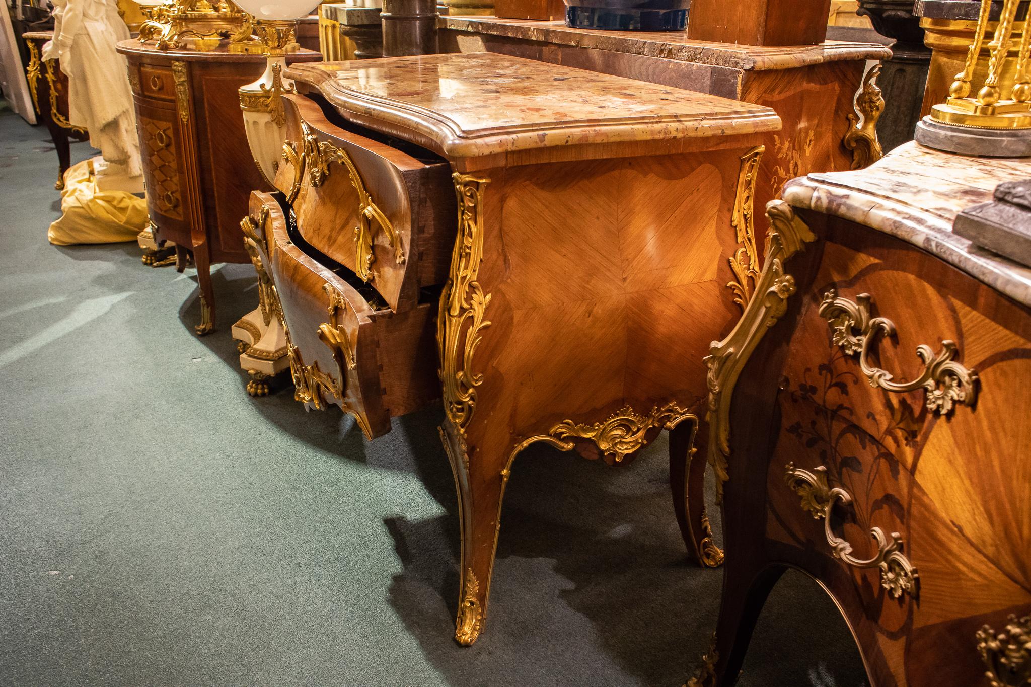 19th Century French Ormolu-Mounted Louis XV Style Chinoiserie Motif Marble-Top Commode