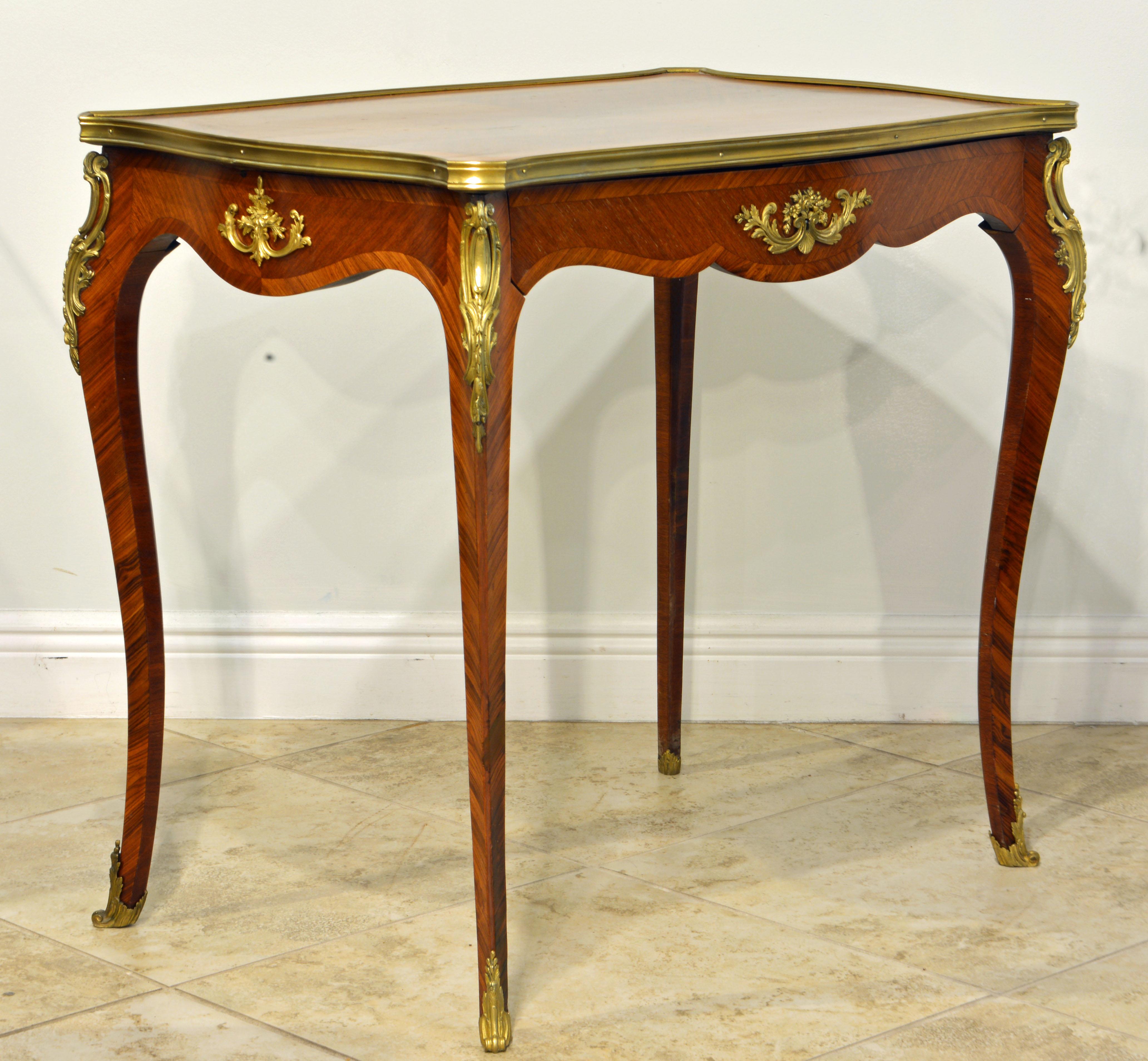 ormolu table