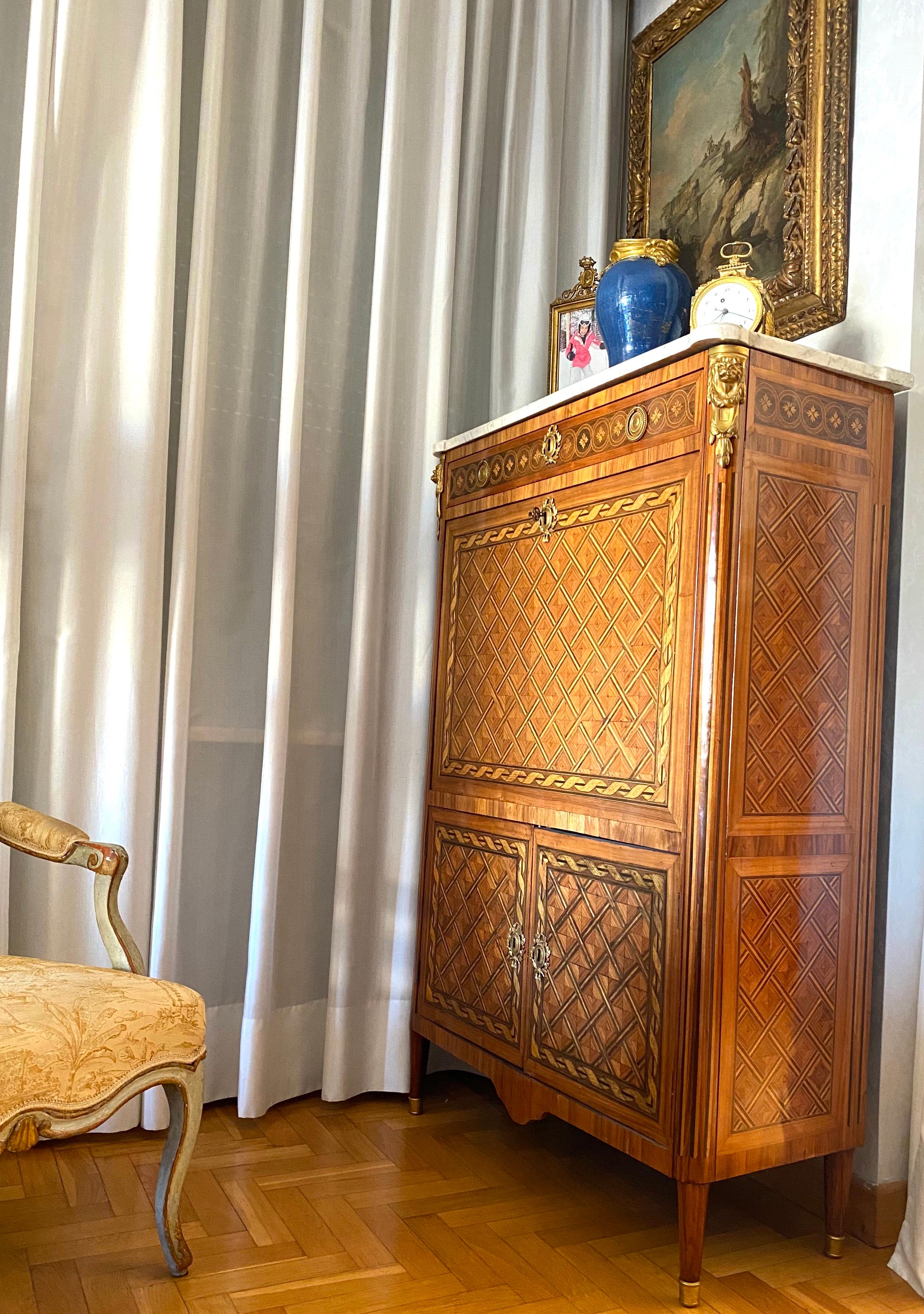 French Ormolu-Mounted Marqueterie Secretaire Abattant, Cabinet, 1775 For Sale 5