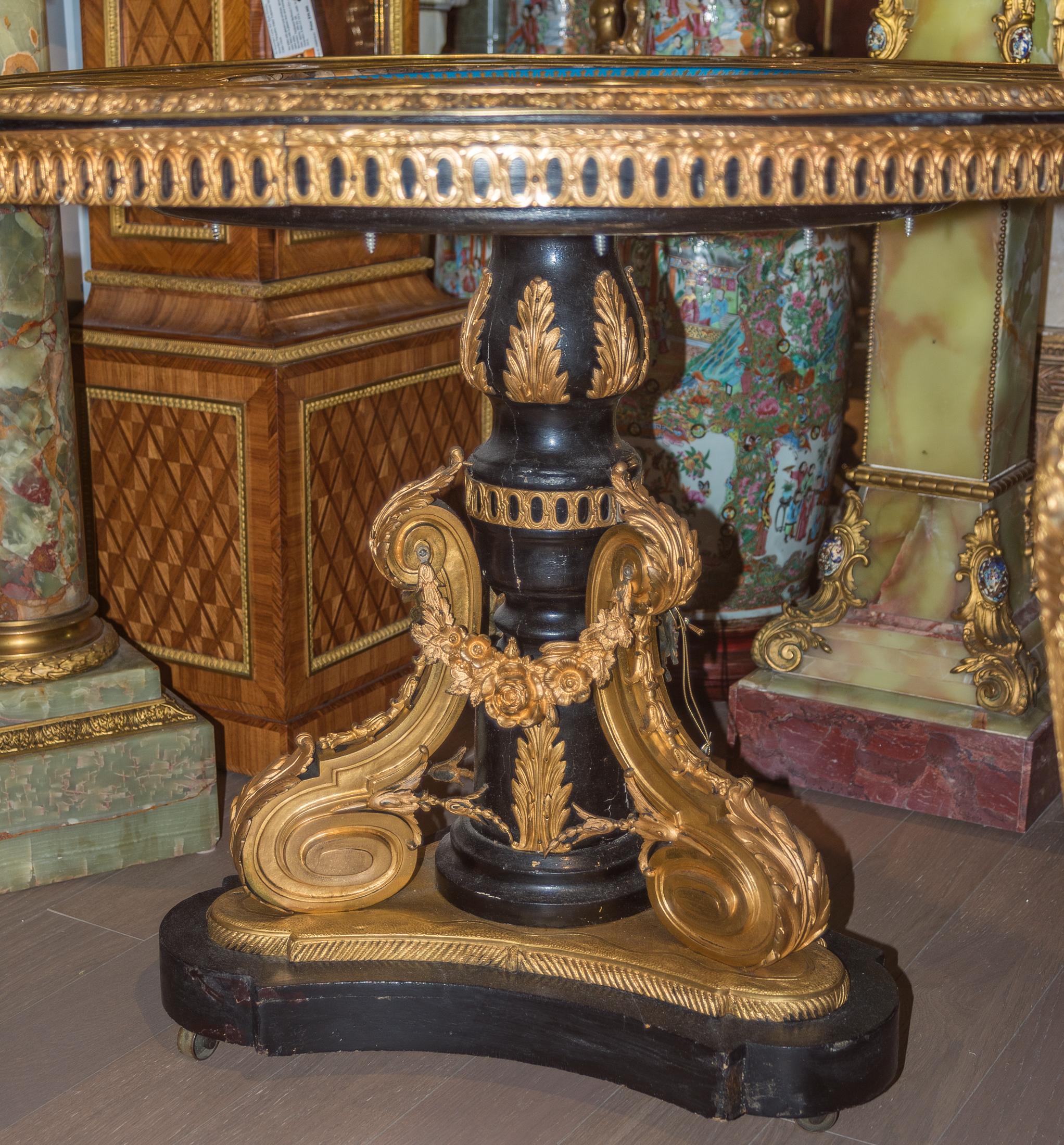 French Ormolu-Mounted Painted Wood and Sevres Porcelain Guéridon For Sale 4