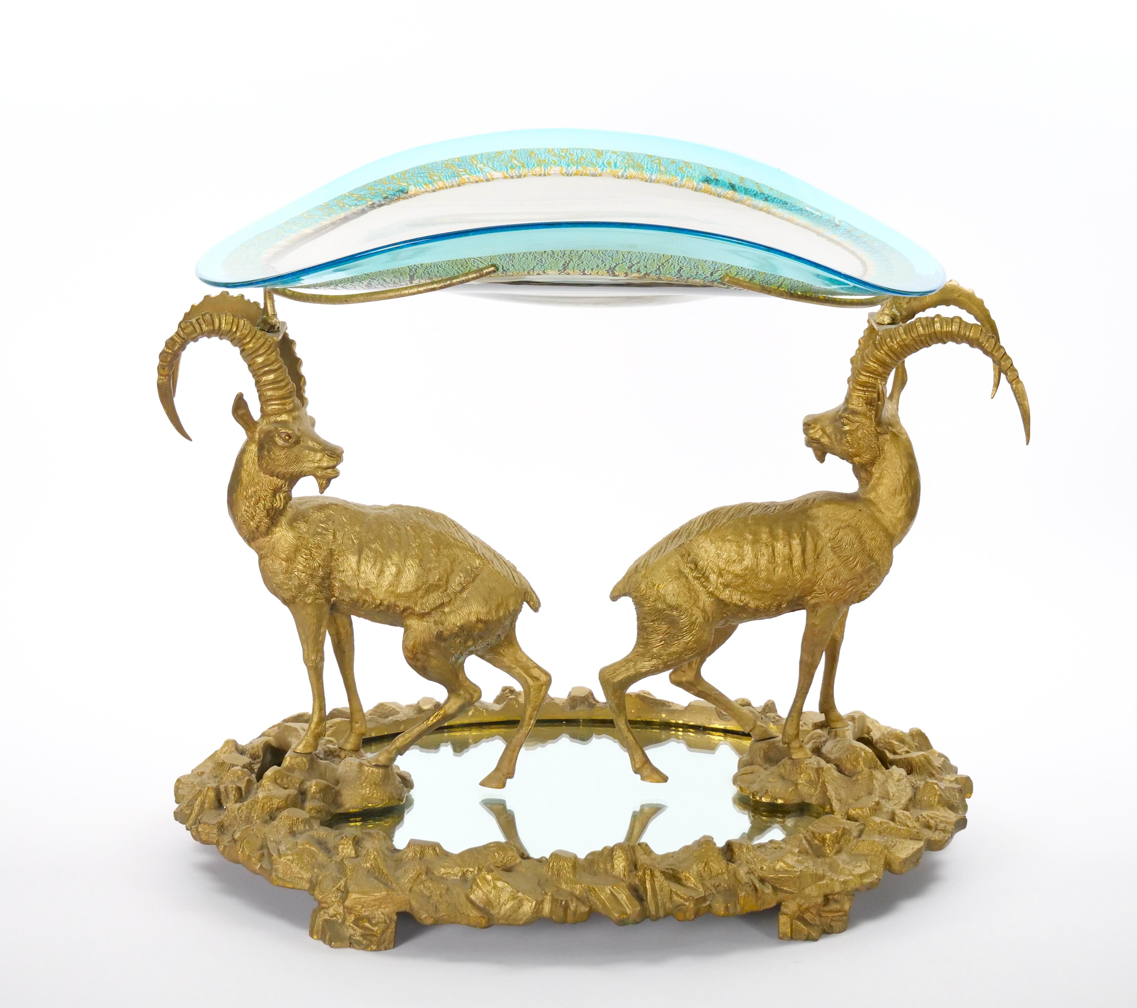 Französisches Ormolu-gefasstes Surtout de Table Plateau / Buntes Kunstglas Tafelaufsatz im Angebot 9