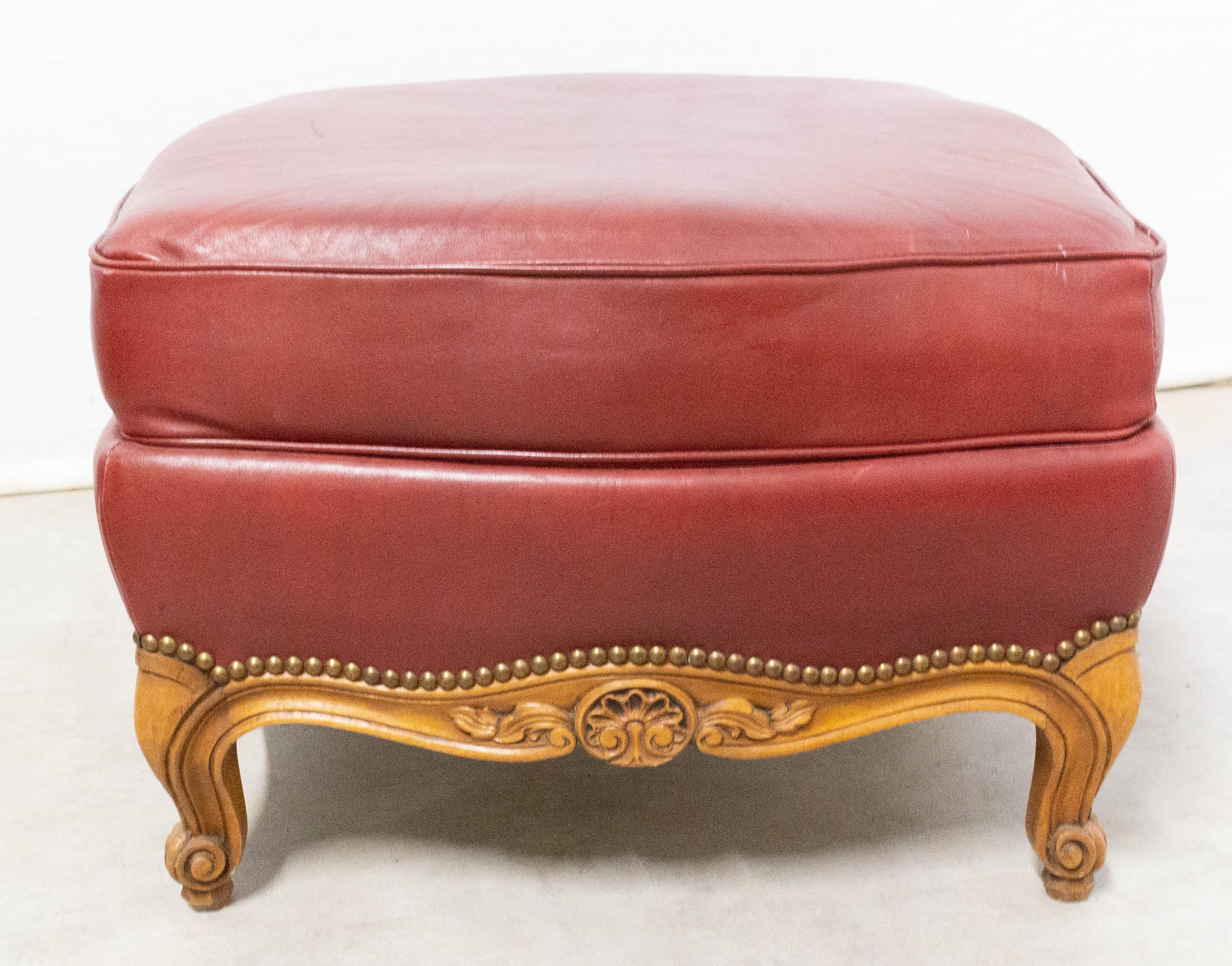 French Ottoman Pouf Beech and Red Skai Louis XV Style, circa 1960 In Good Condition For Sale In Labrit, Landes