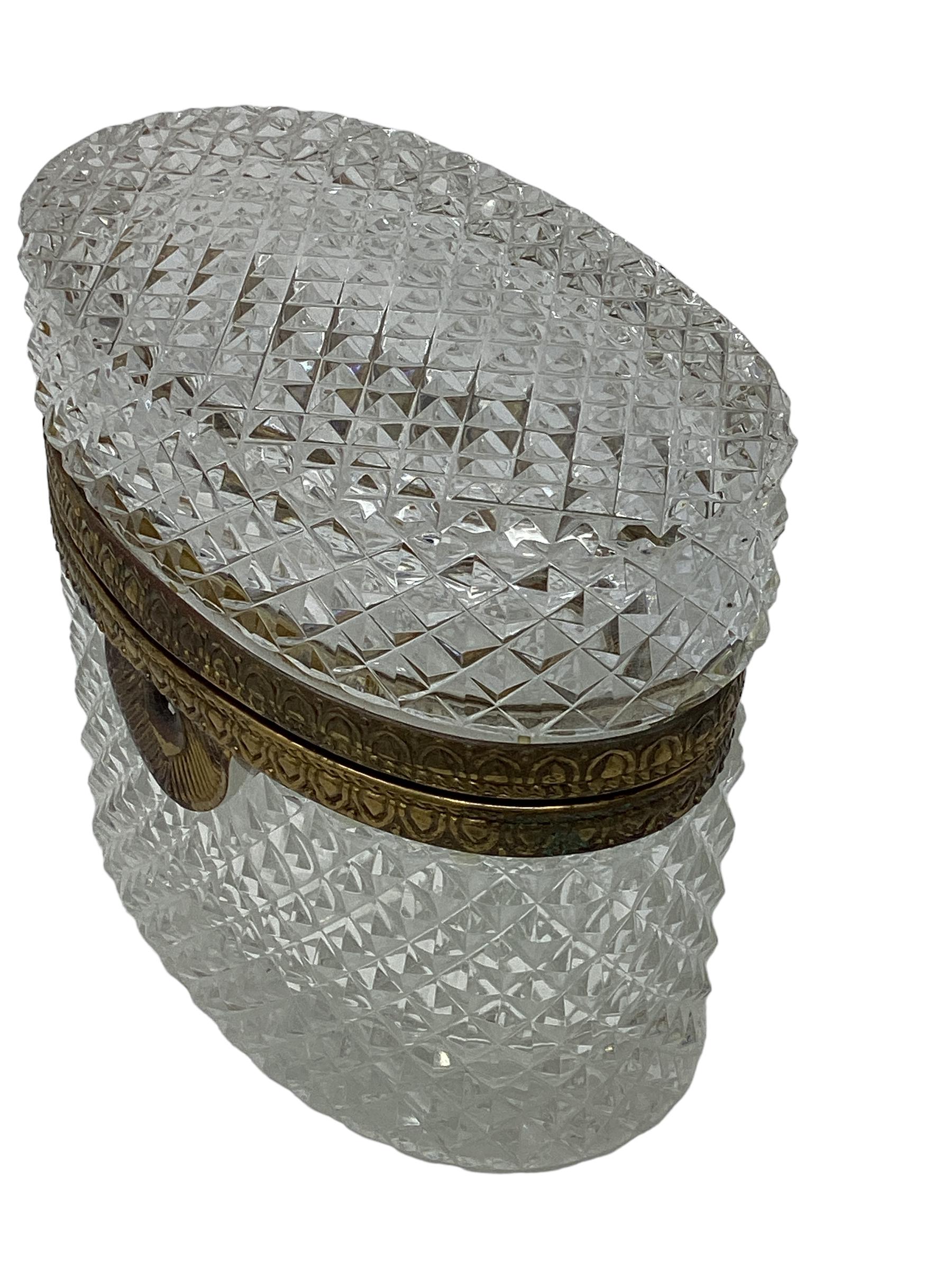 20th Century French Oval Cut Crystal Box For Sale