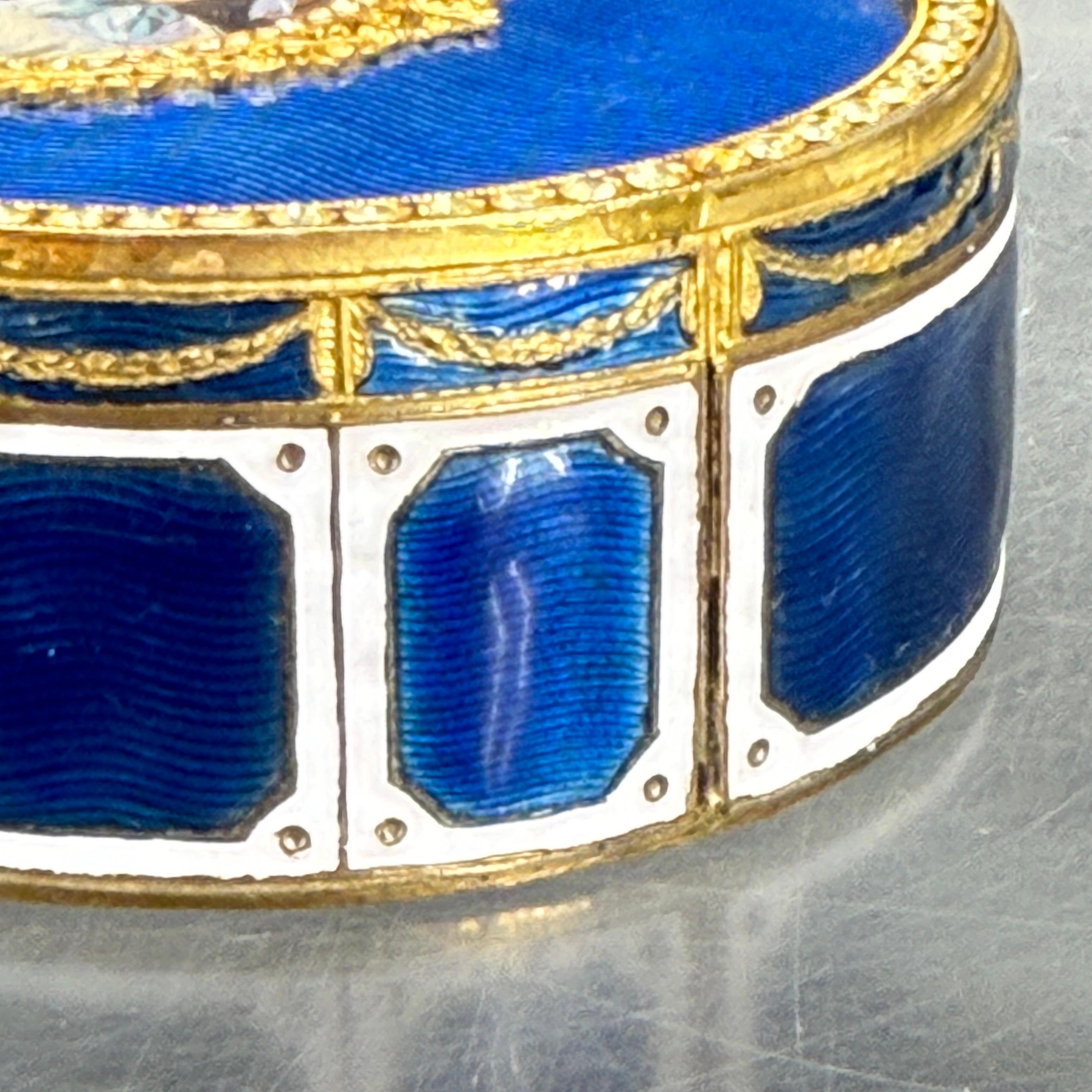 French Oval Decorated Enamel Jewelry Box, France 1830's For Sale 7