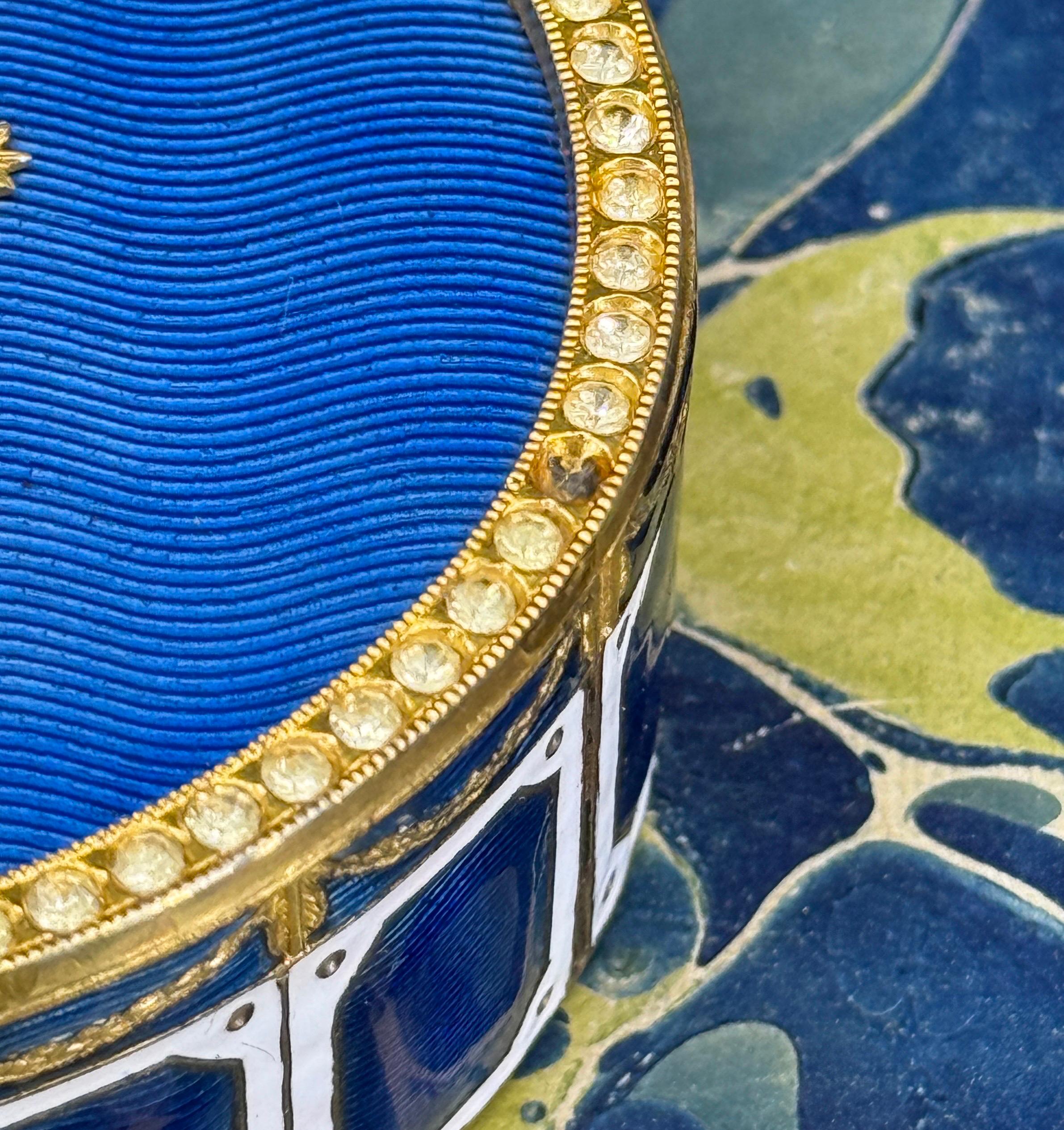 French Oval Decorated Enamel Jewelry Box, France 1830's For Sale 13
