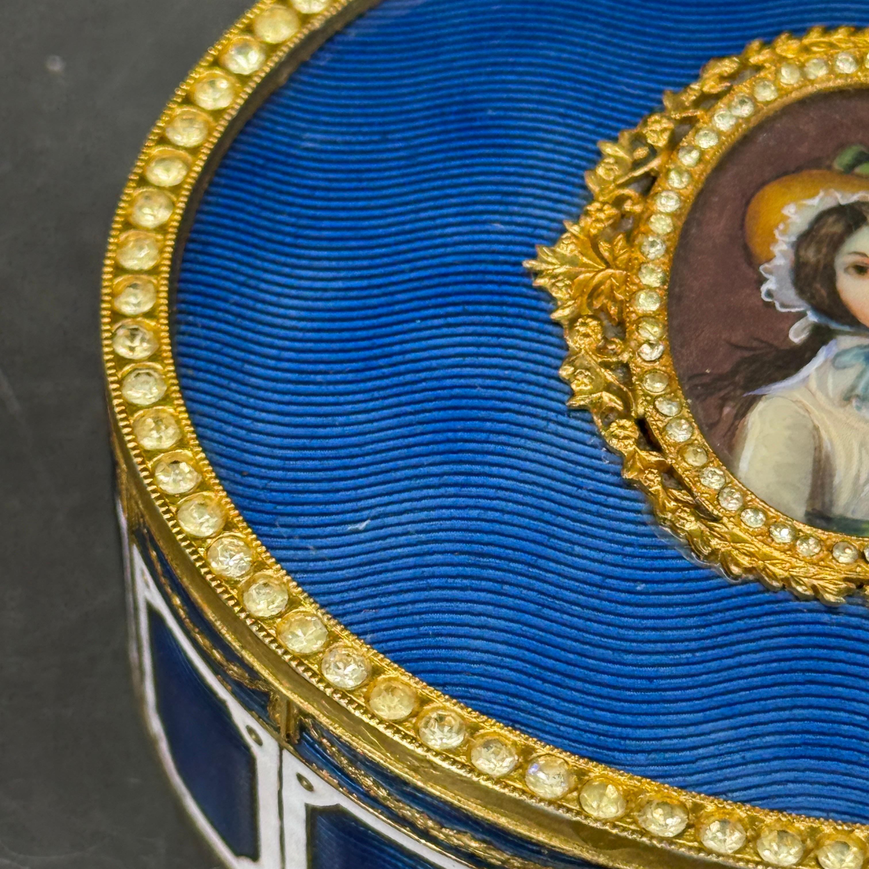 19th Century French Oval Decorated Enamel Jewelry Box, France 1830's For Sale