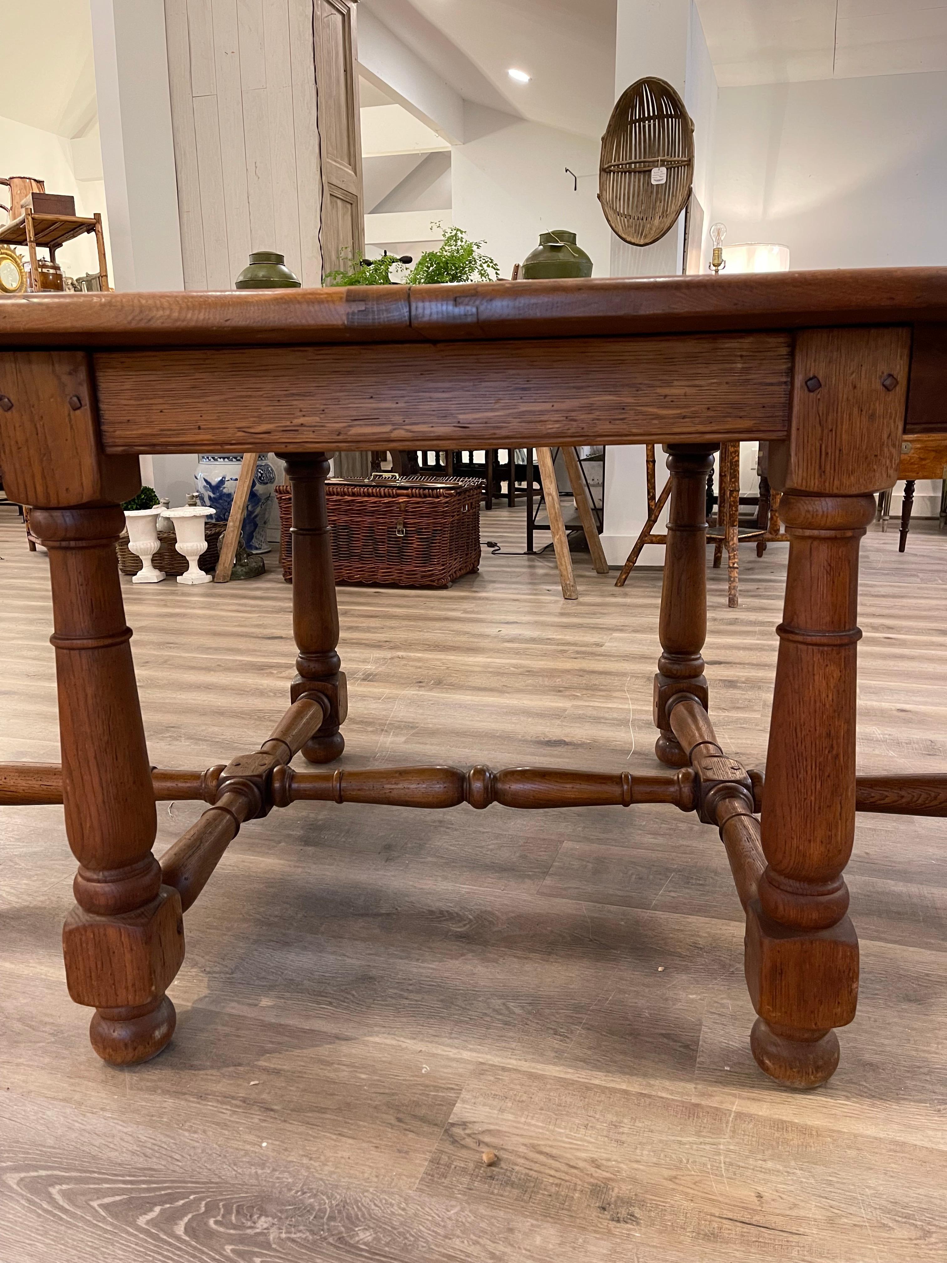 European French Oval Dining Room Table For Sale