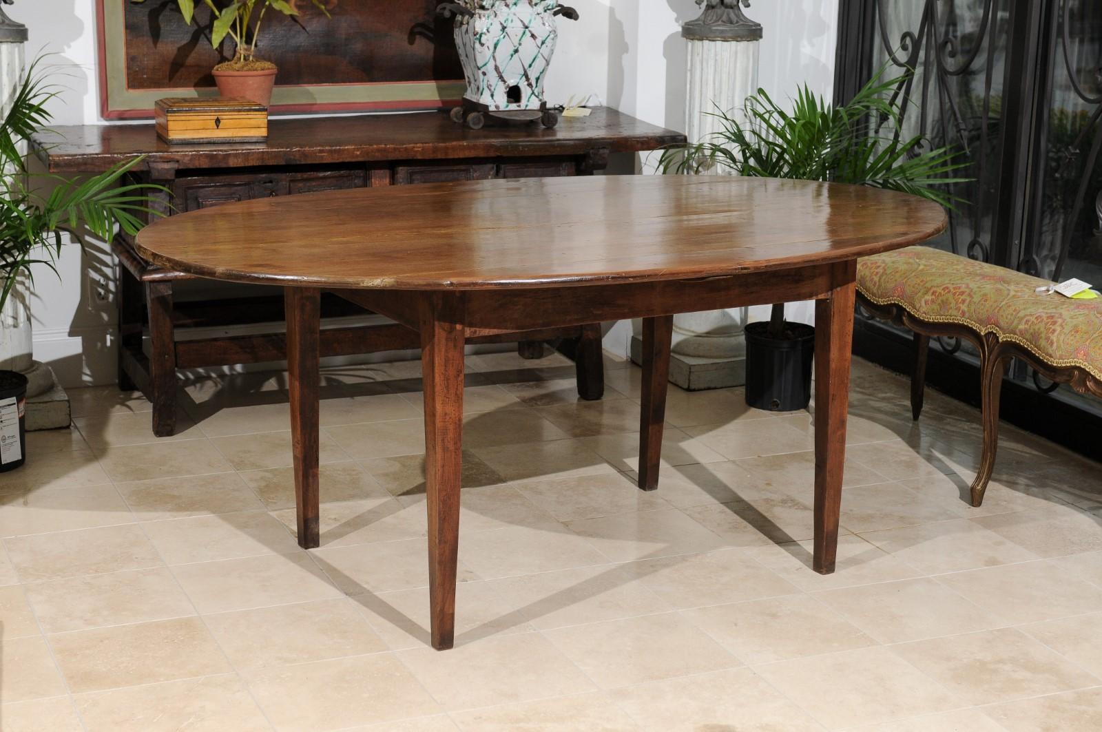  French Oval Farm Table with Tapered Legs 2