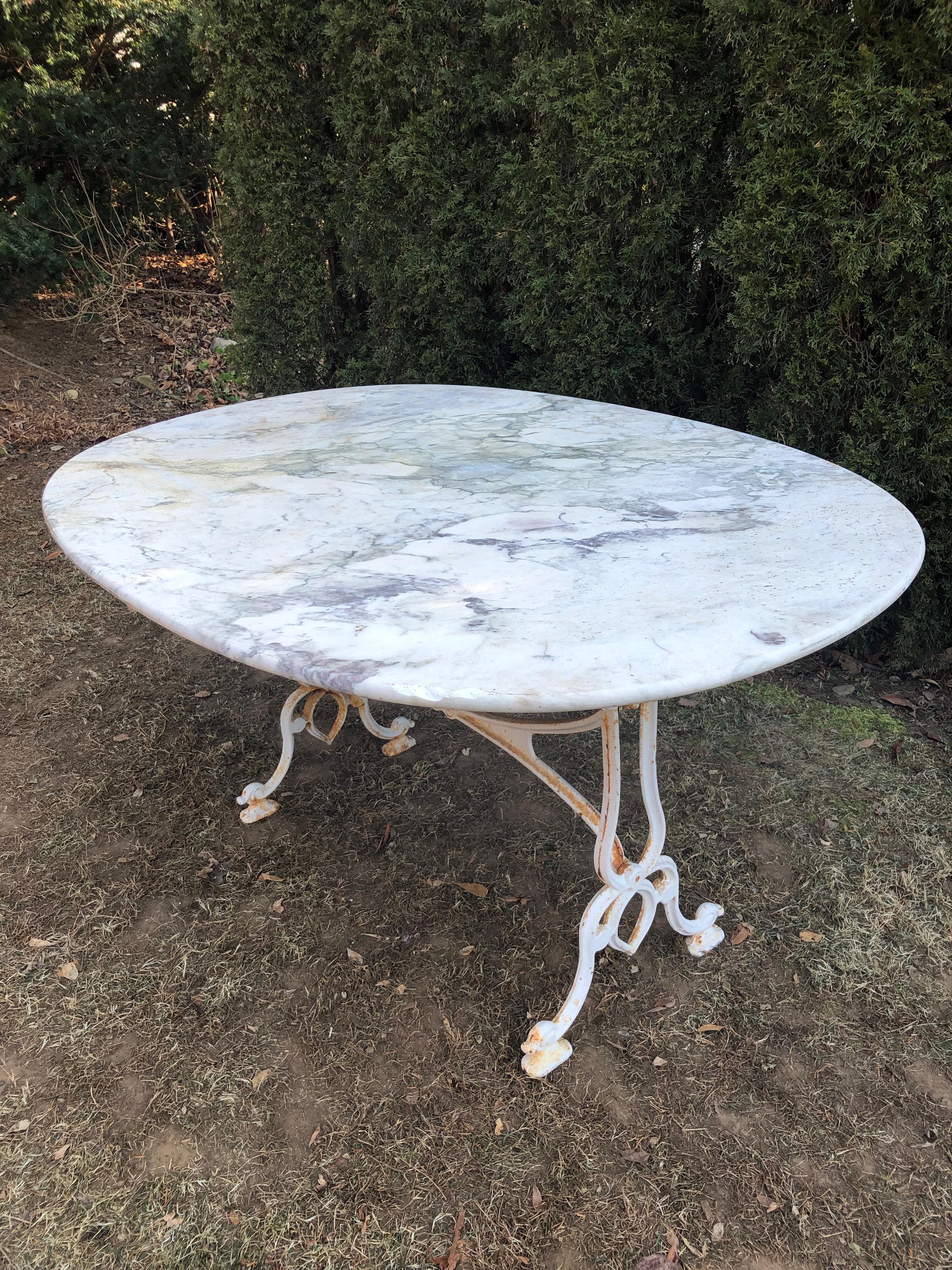 French Oval Marble-Topped Dining Table with Cast Iron Base In Good Condition In Woodbury, CT