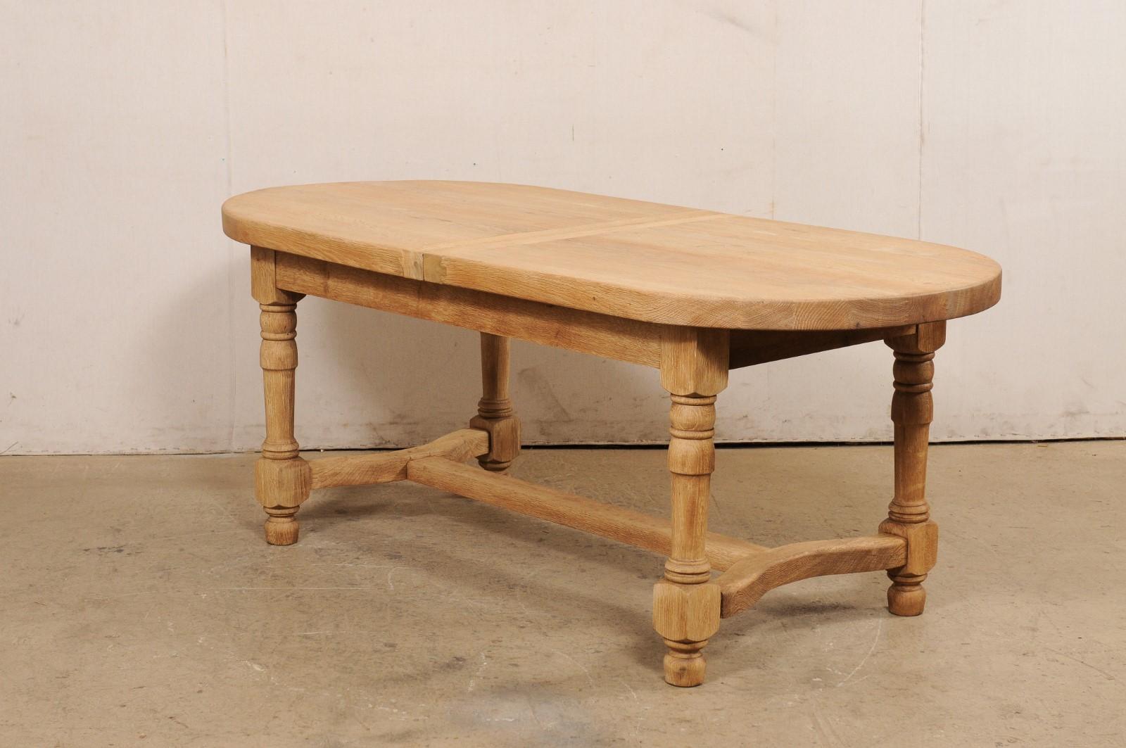 French Oval-Shaped 6.5 Ft. Long Dining Table, Mid 20th C. For Sale 5