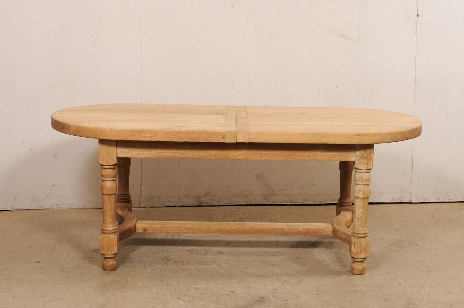 French Oval-Shaped 6.5 Ft. Long Dining Table, Mid 20th C. For Sale 2