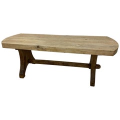 Ancienne table de ferme française brutaliste ovale et rustique Wabi Sabi 