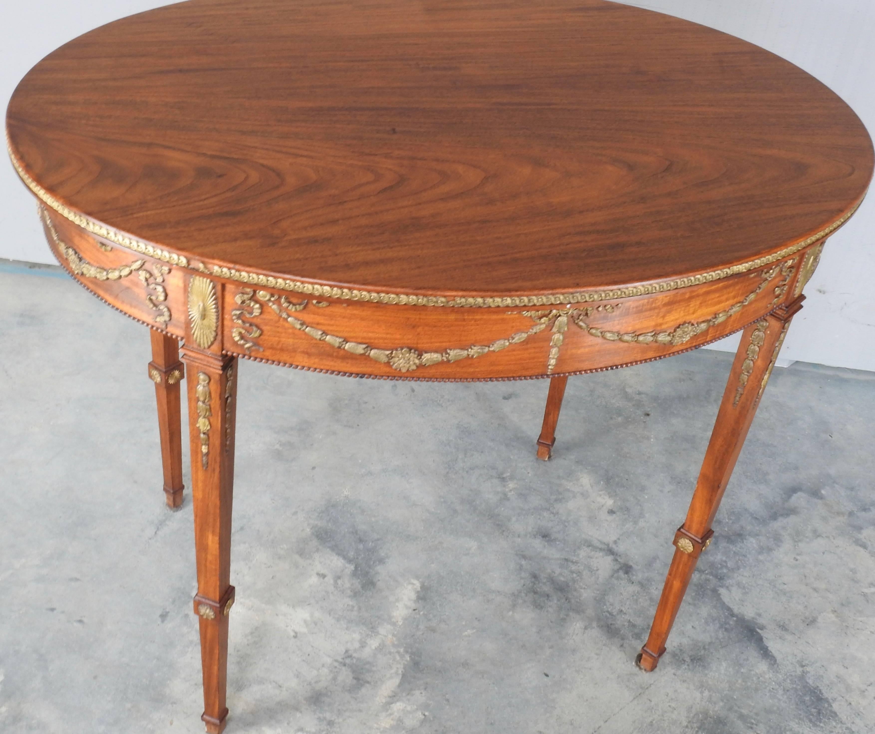 French Oval Table with Hand Carved Ormolu In Fair Condition For Sale In Cookeville, TN