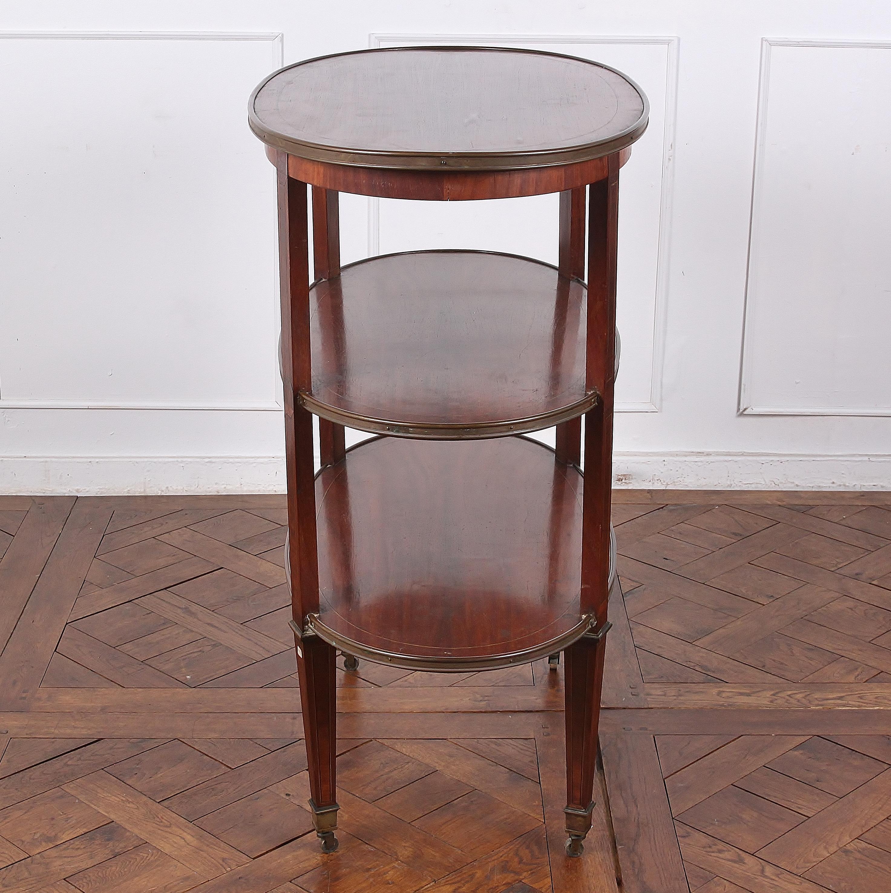 French Oval Three-Tier Trolley or Server In Good Condition In Vancouver, British Columbia