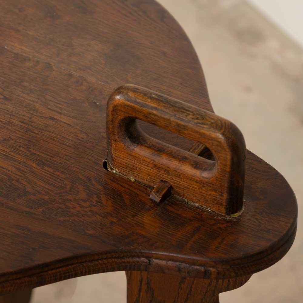 French Oval Wood Side Table en venta 4