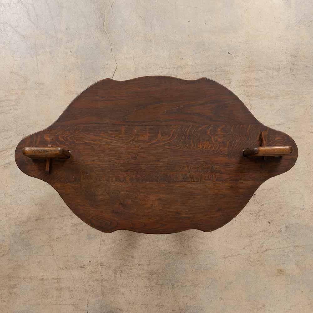French Oval Wood Side Table en venta 2