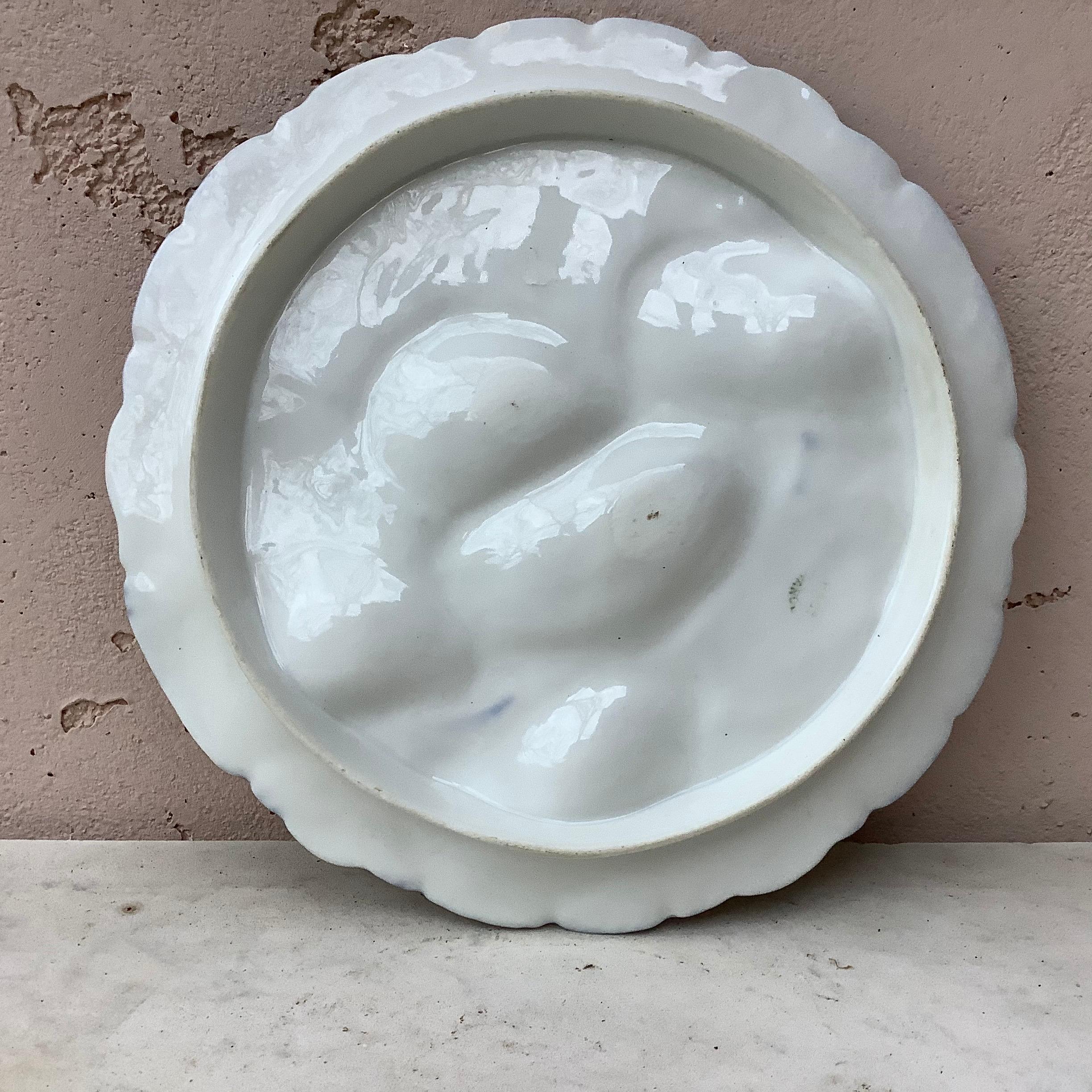 French Oyster Plate Porcelain with Turkey Pattern Haviland Limoges In Good Condition In Austin, TX