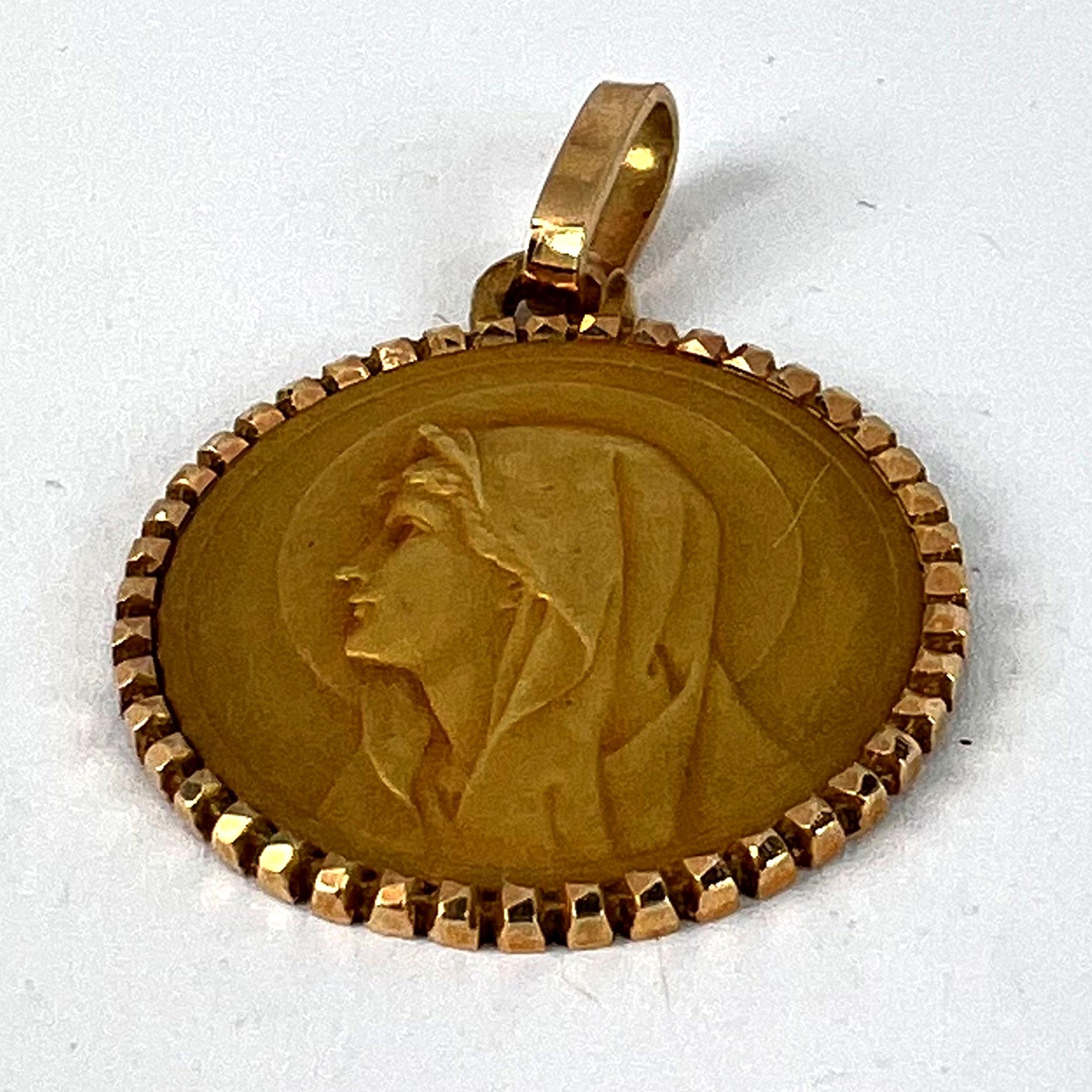 Colgante Pageli Francés Virgen María Medalla de Oro Amarillo 18K en venta 9