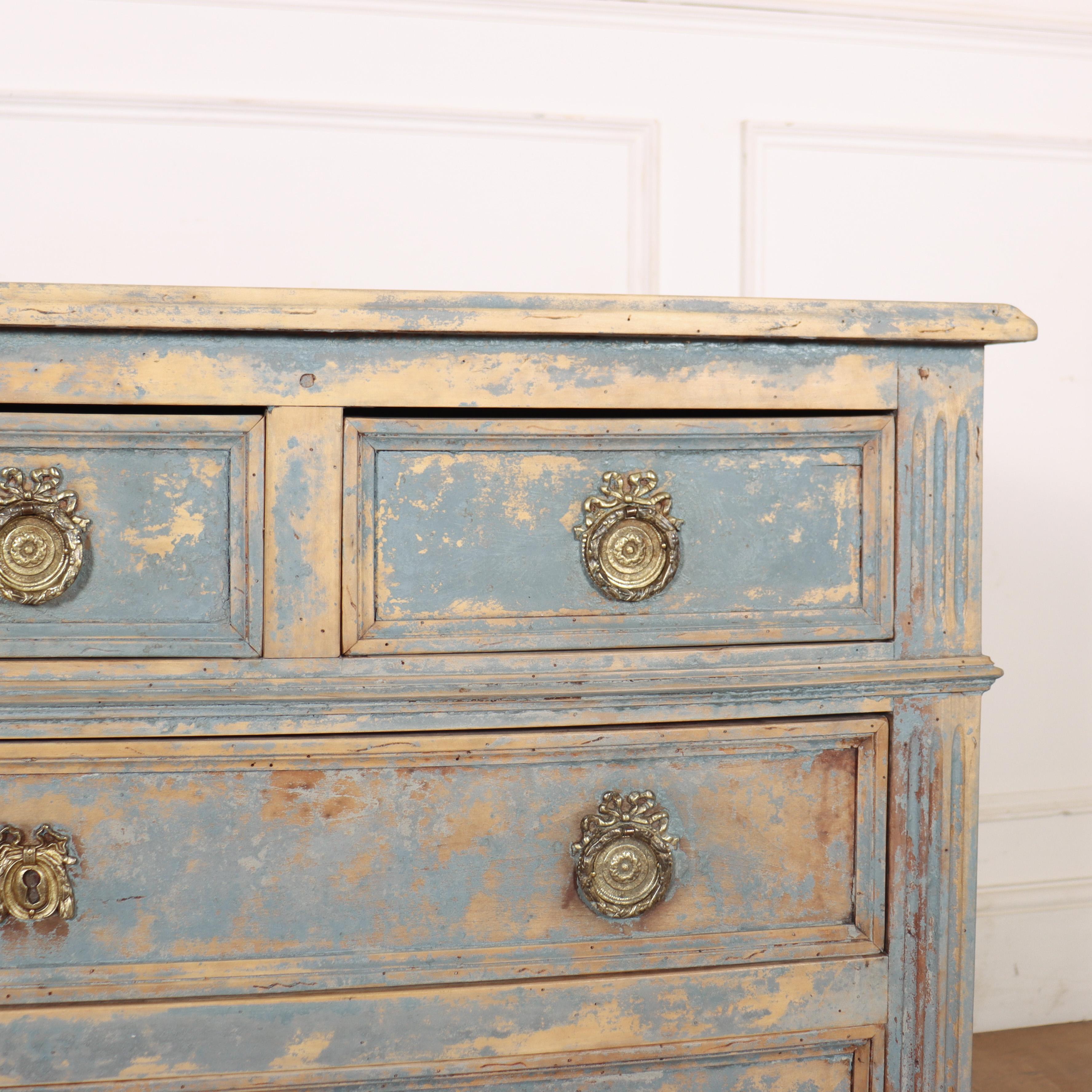 French Painted Commode In Good Condition For Sale In Leamington Spa, Warwickshire
