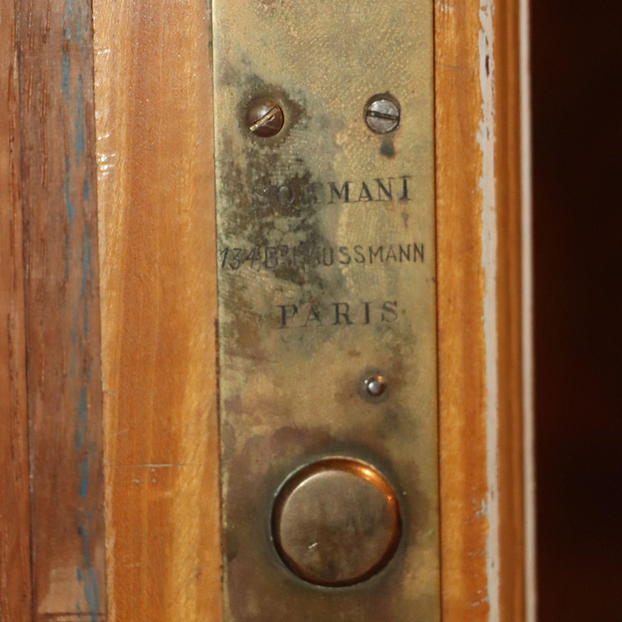 French Painted Display and Storage Cabinet C 1900, Signed Sormani For Sale 6