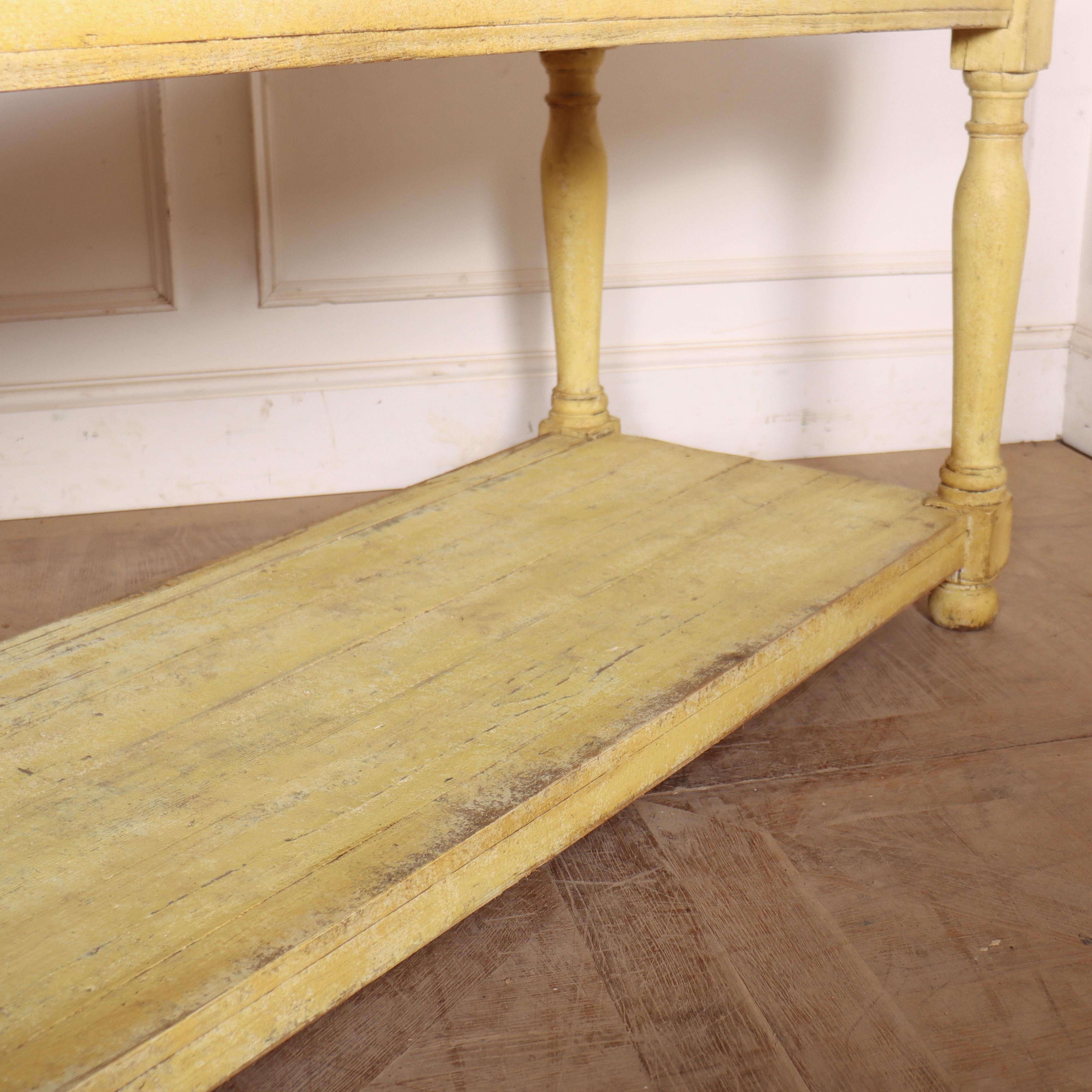Mesa de pañeros pintada a la francesa siglo XIX en venta