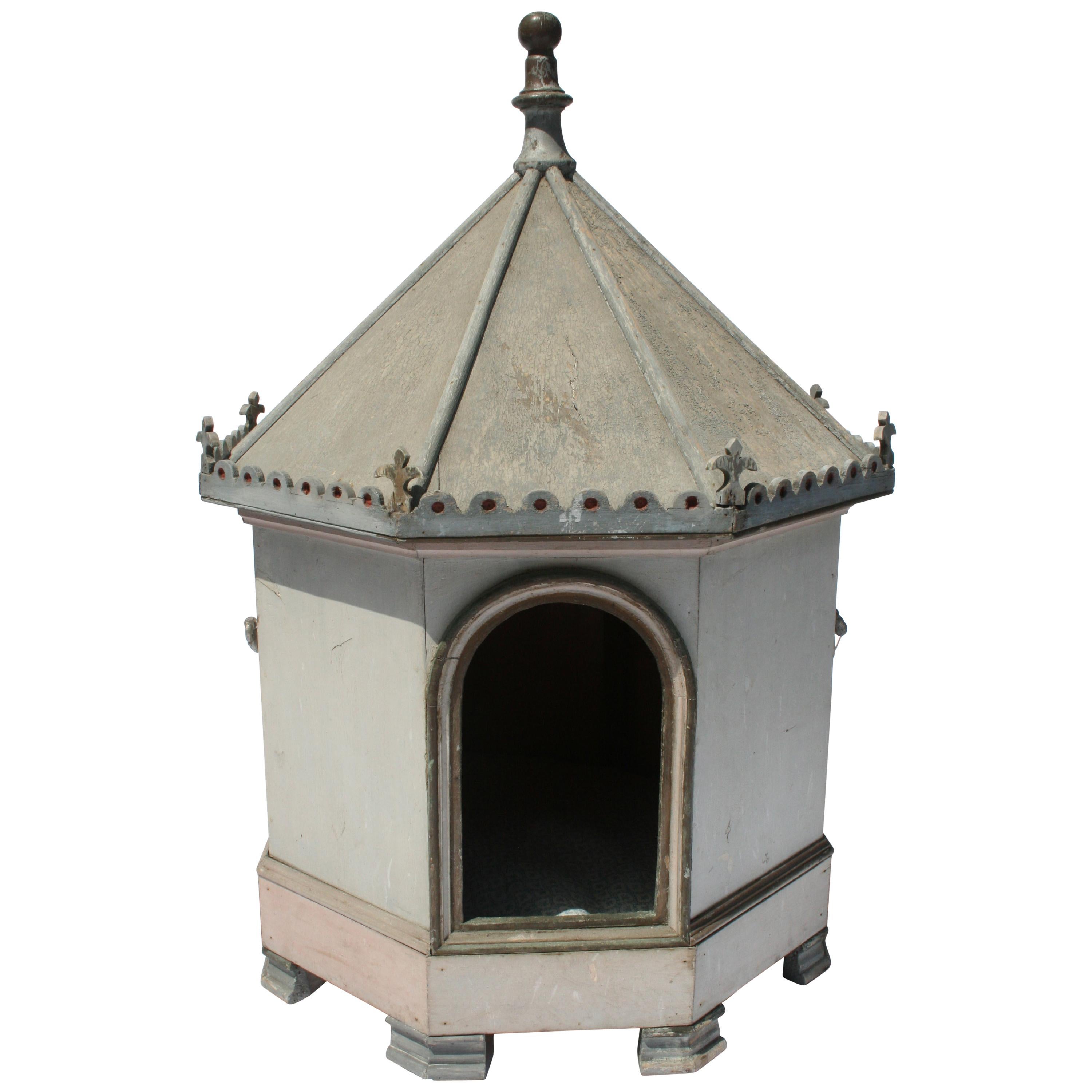 French Painted Early 20th Century Dog Kennel