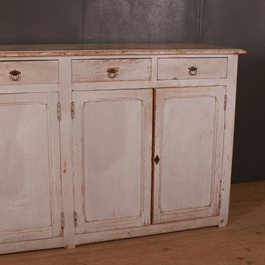 French Painted Enfilade / Sideboard In Good Condition In Leamington Spa, Warwickshire
