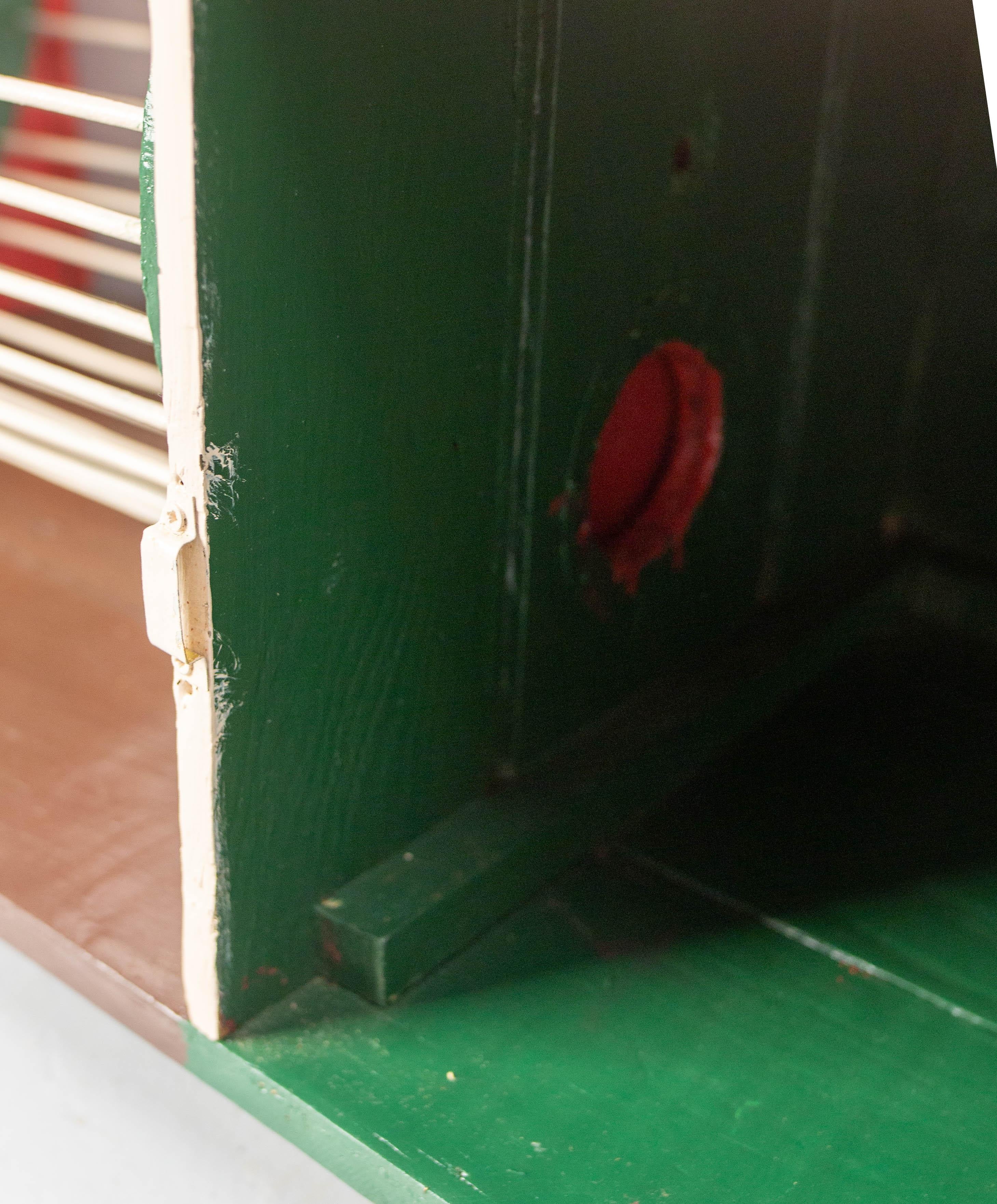French Painted Garden House for Gerbils or Small pets circa 1970 For Sale 2
