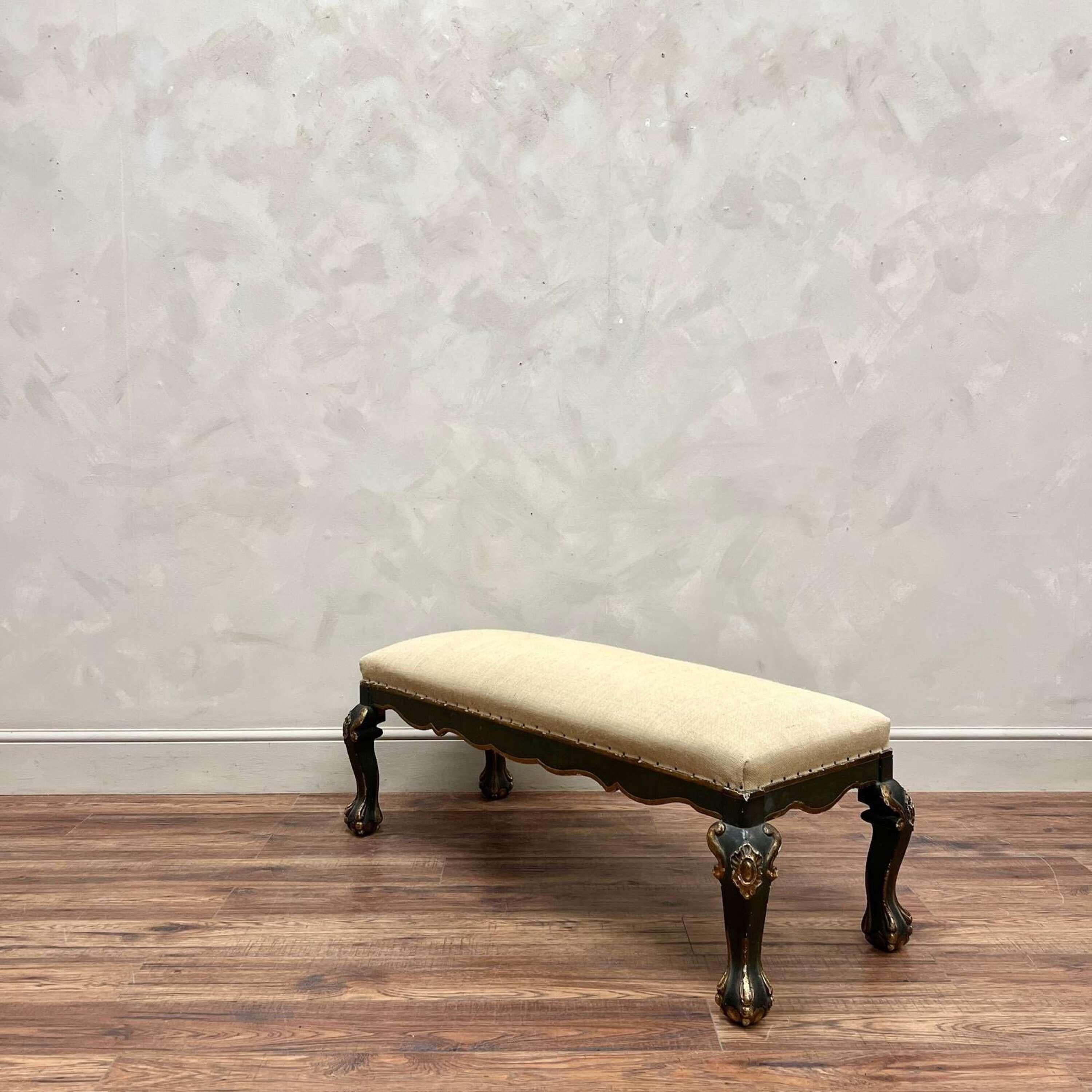 French Painted Lion Paw Upholstered Footstool im Zustand „Gut“ im Angebot in Southampton, GB