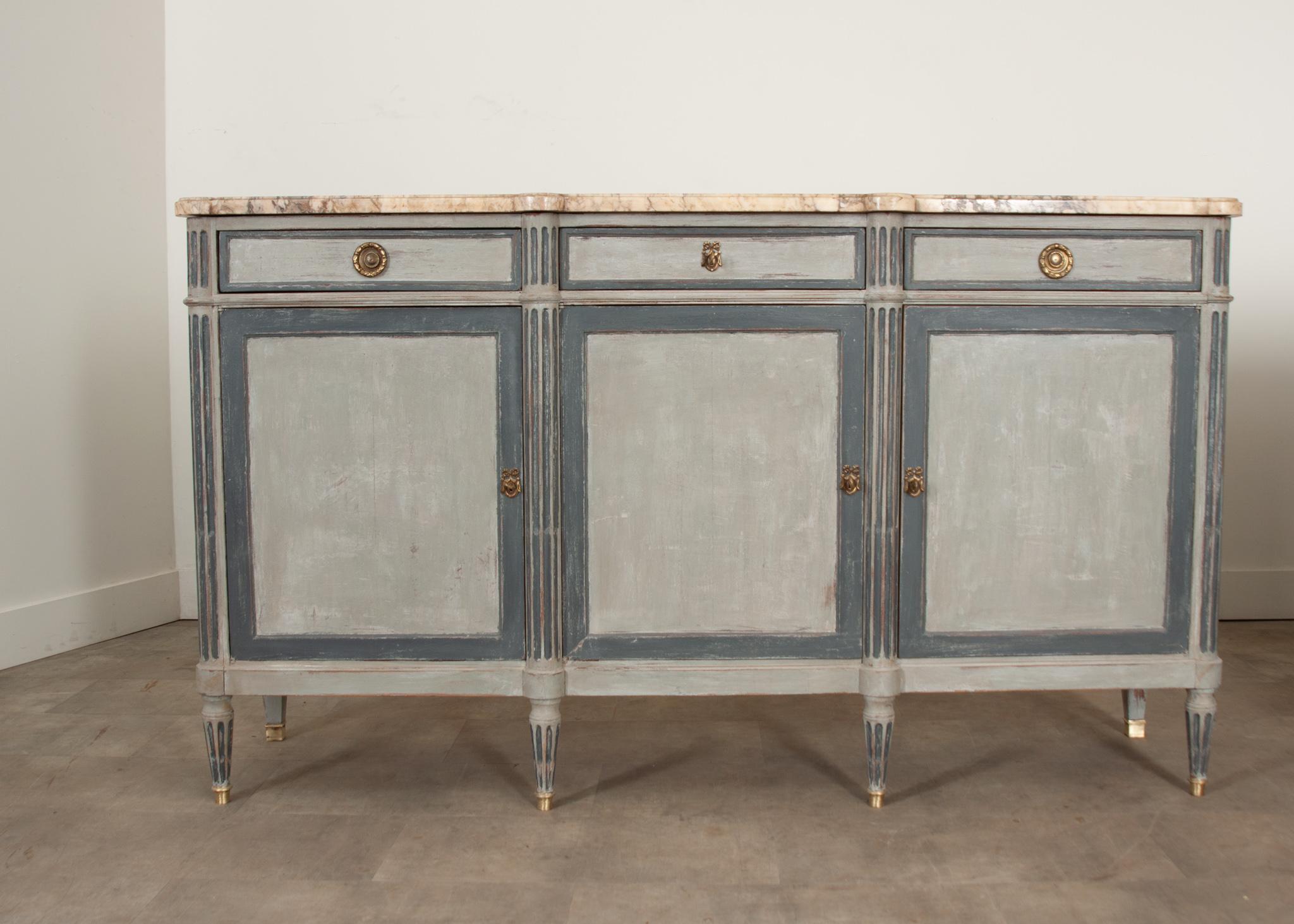 French Painted Louis XVI Style Painted Enfilade In Good Condition In Baton Rouge, LA
