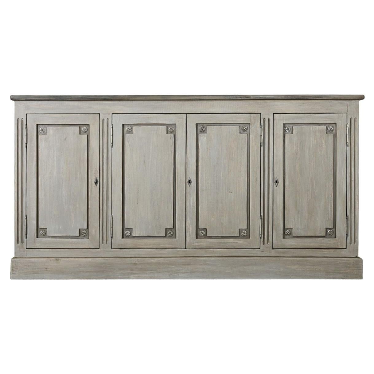 Enfilade de reproduction française peinte de style Louis XVI