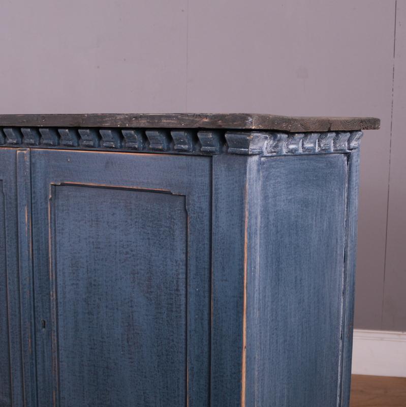 French Painted Narrow Enfilade In Good Condition In Leamington Spa, Warwickshire