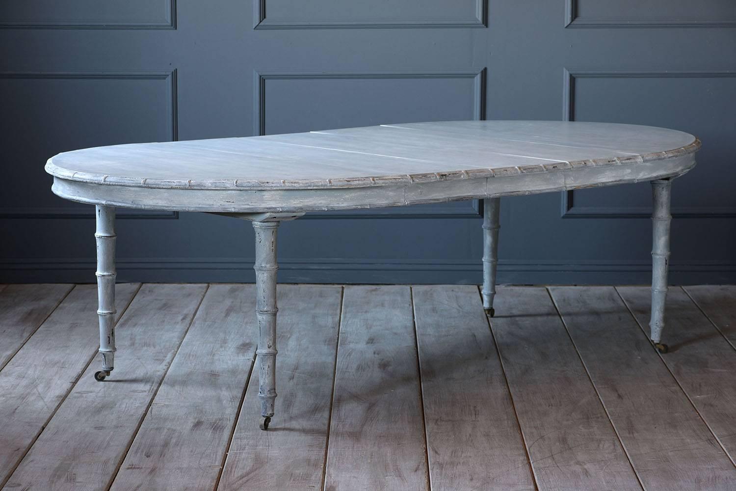 Chinoiserie French Painted Oval Dining Table, circa 1900