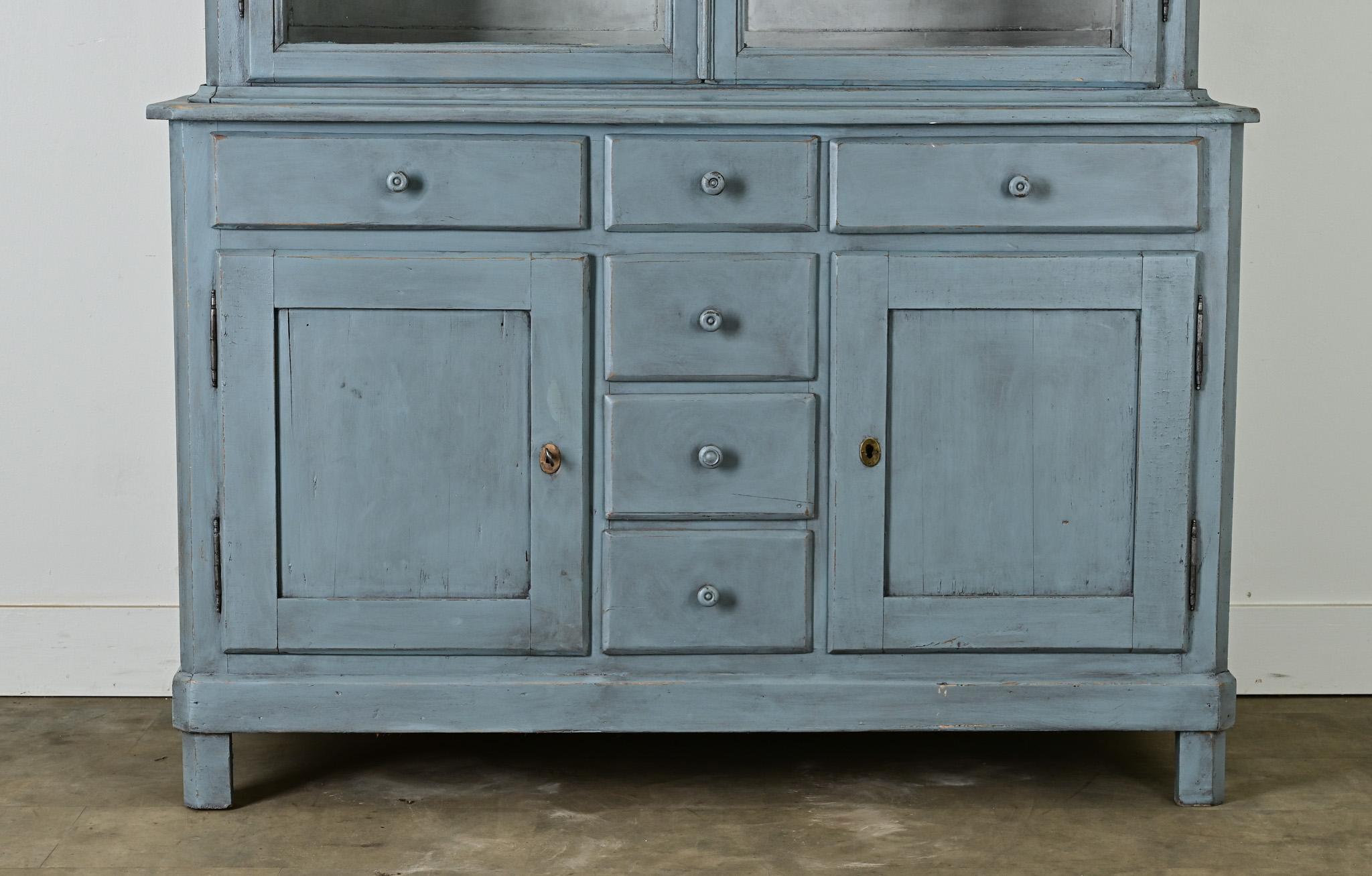 Altro Buffet francese in pino dipinto a due corpi